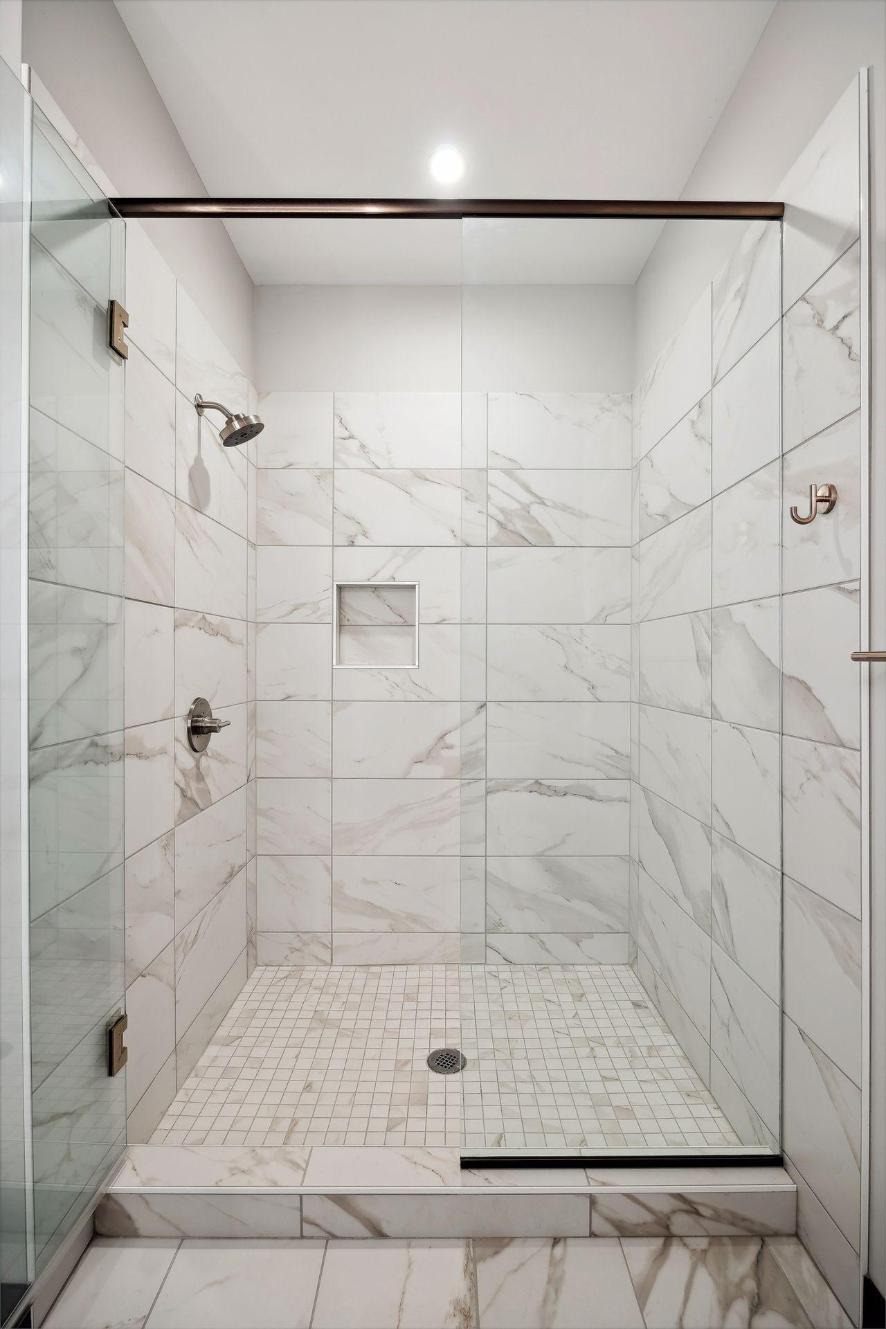 253 Lake Street E Unit: 309