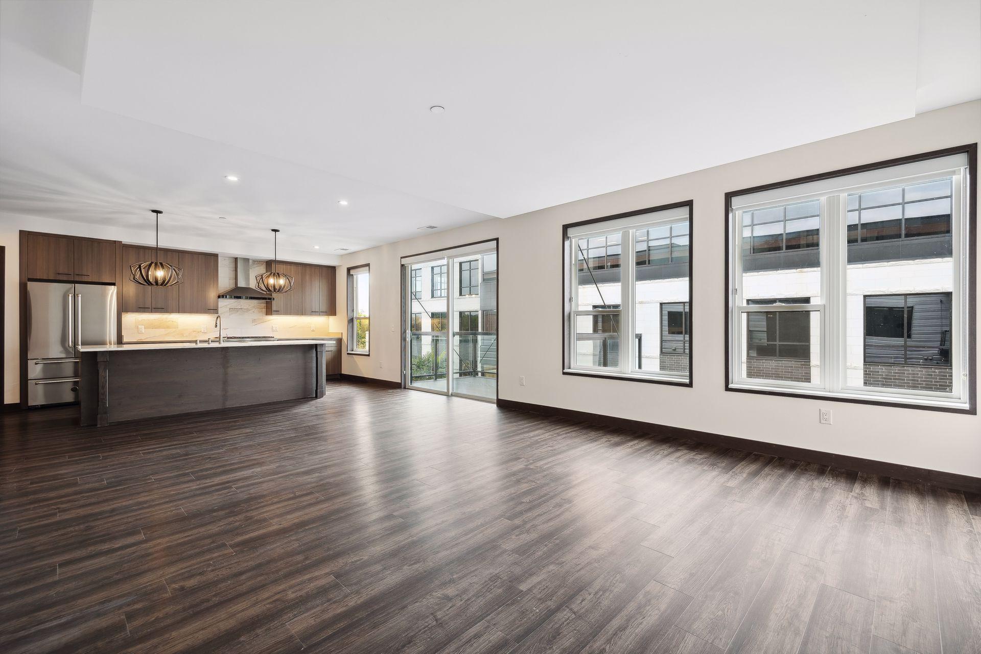 253 Lake Street E Unit: 309