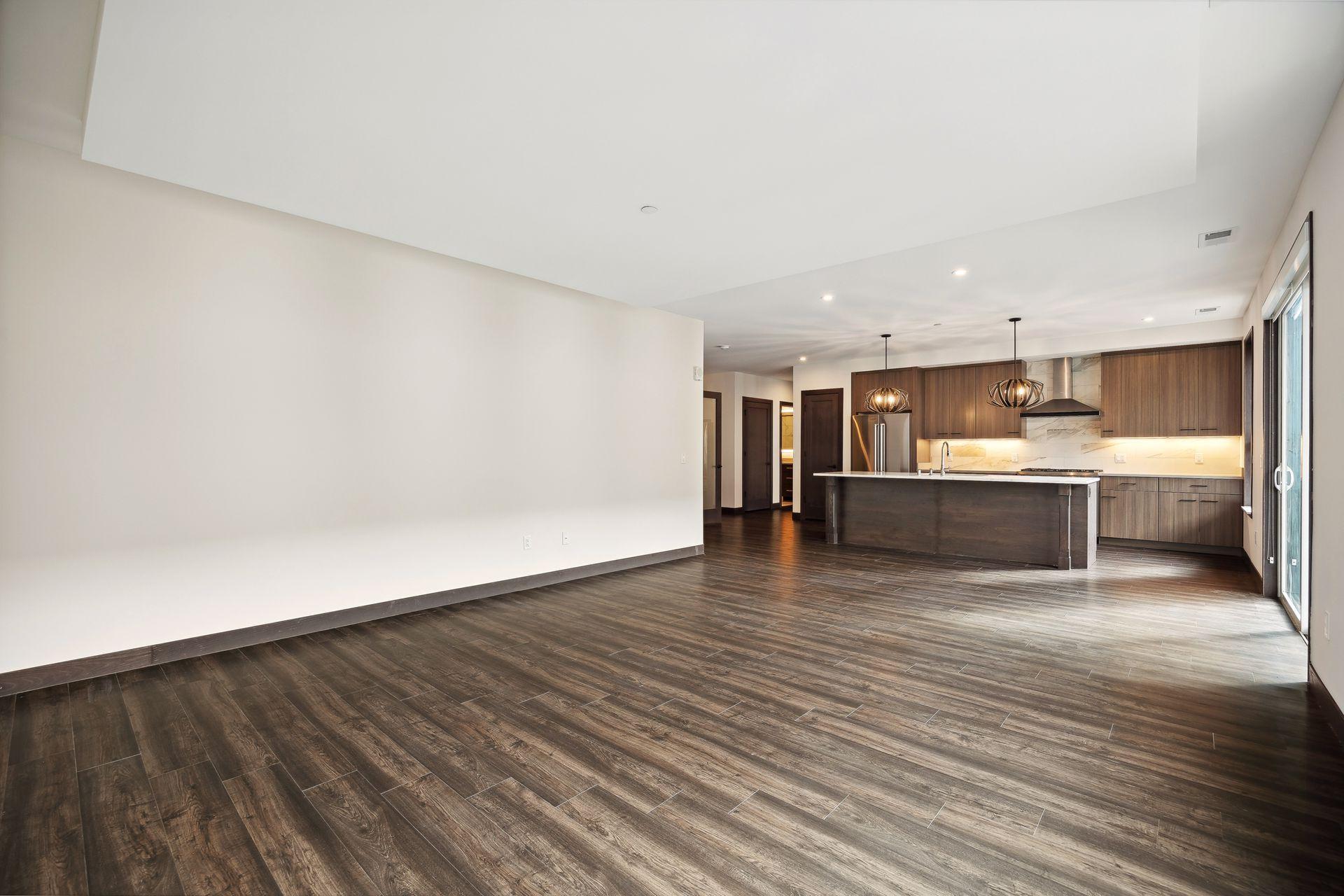 253 Lake Street E Unit: 309