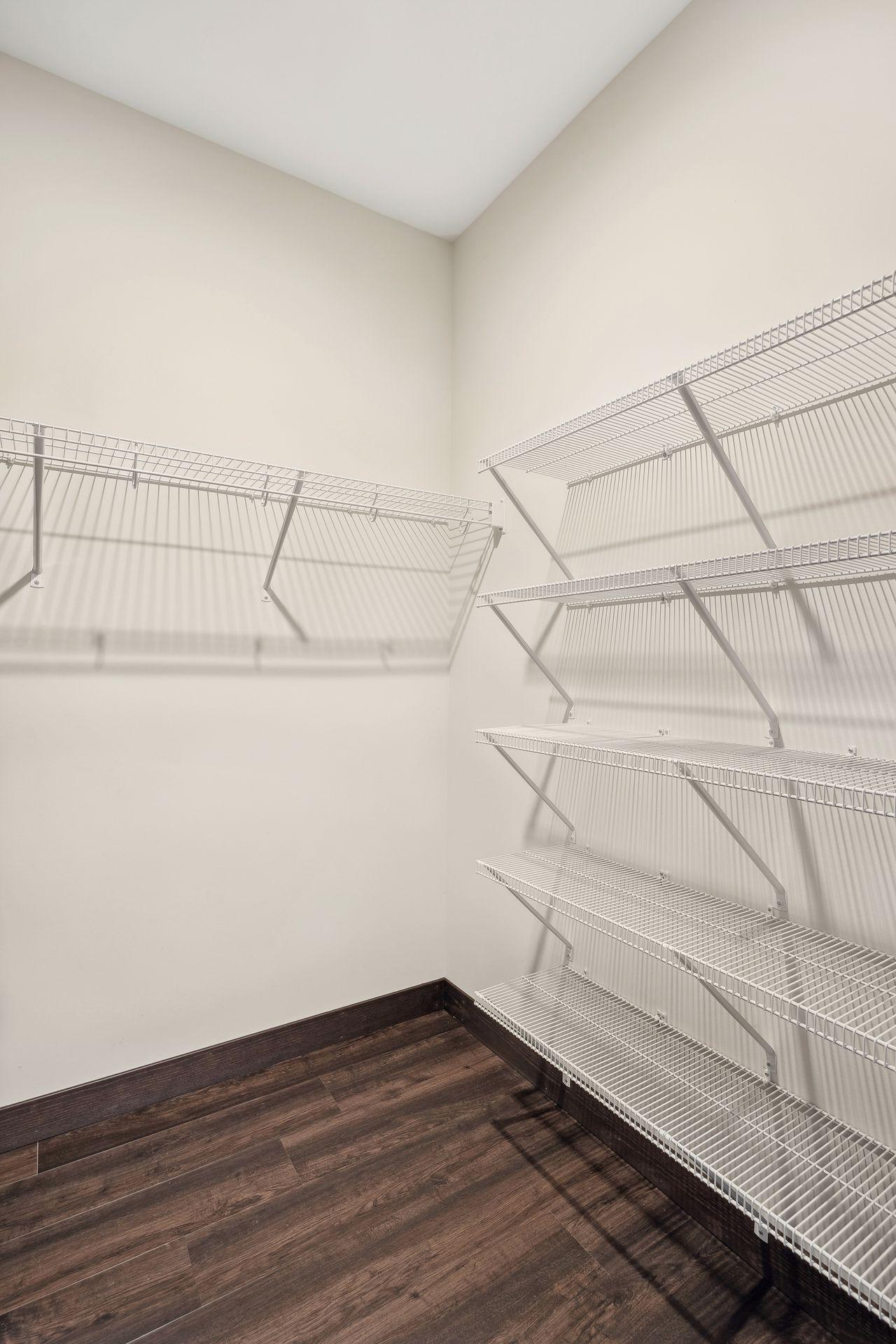 253 Lake Street E Unit: 309