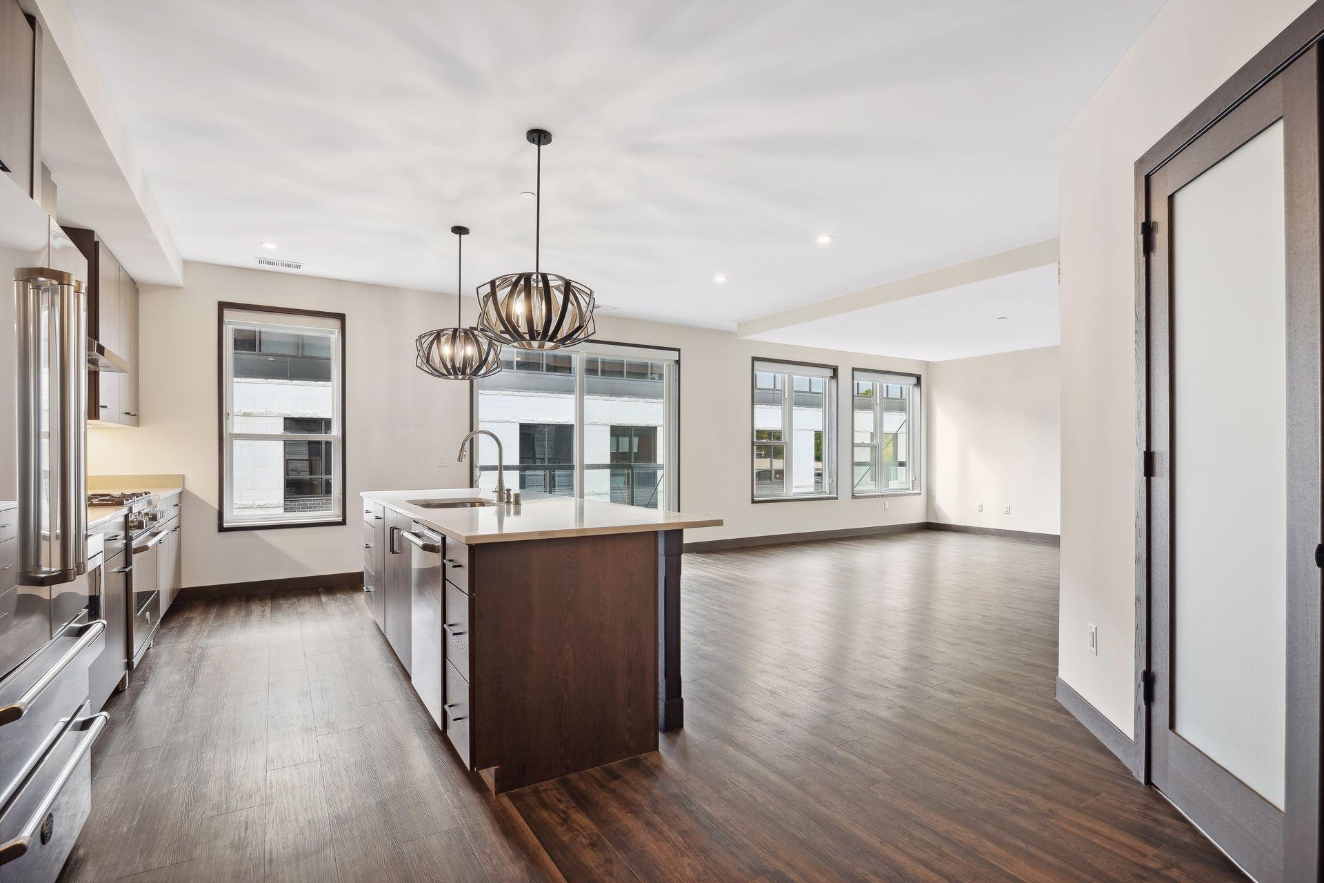 253 Lake Street E Unit: 309