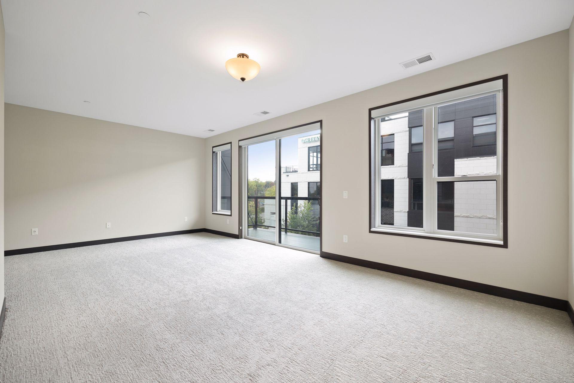 253 Lake Street E Unit: 309