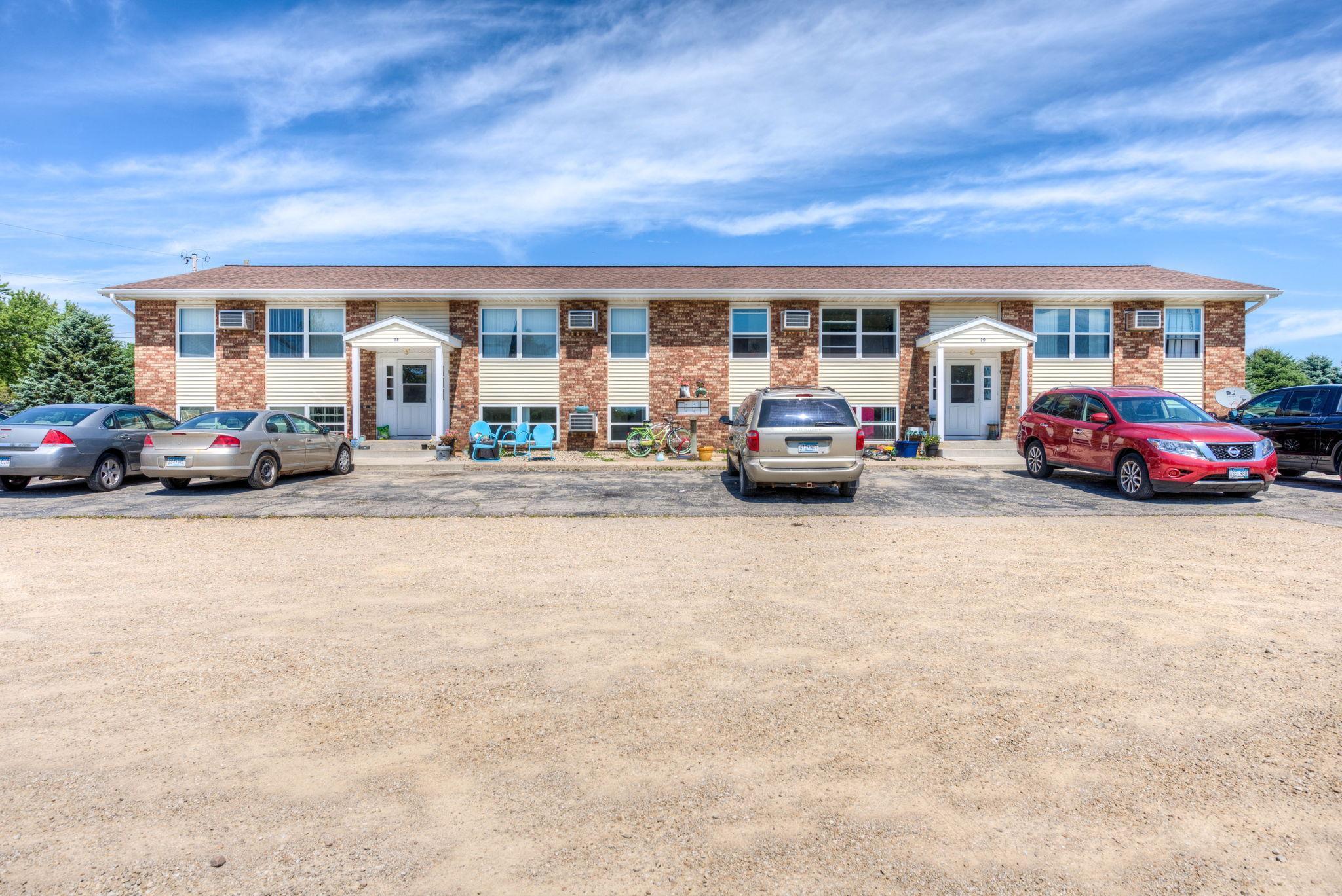 18 NE Schmitz Street