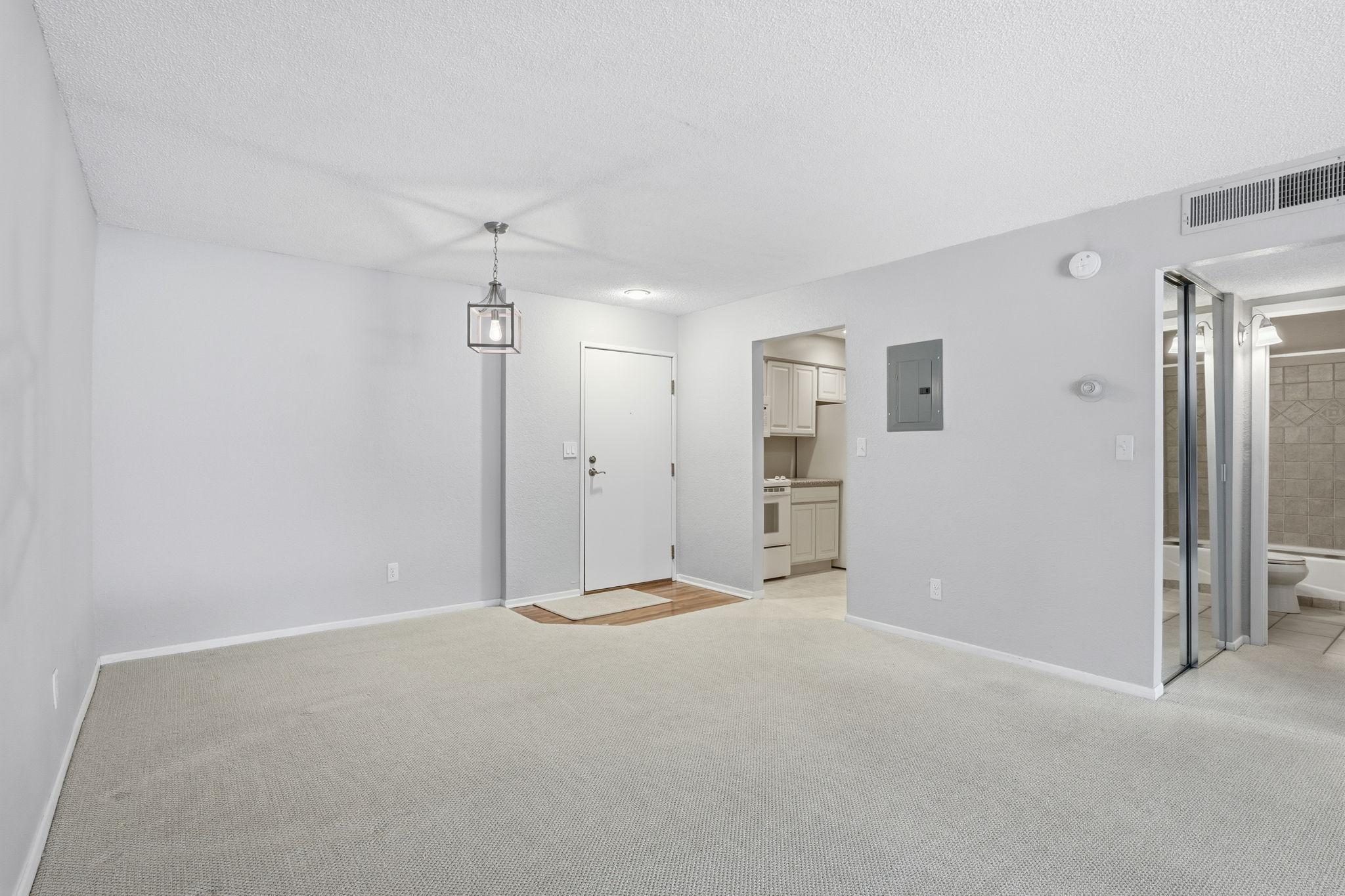 2670 Oxford Street N Unit: 202