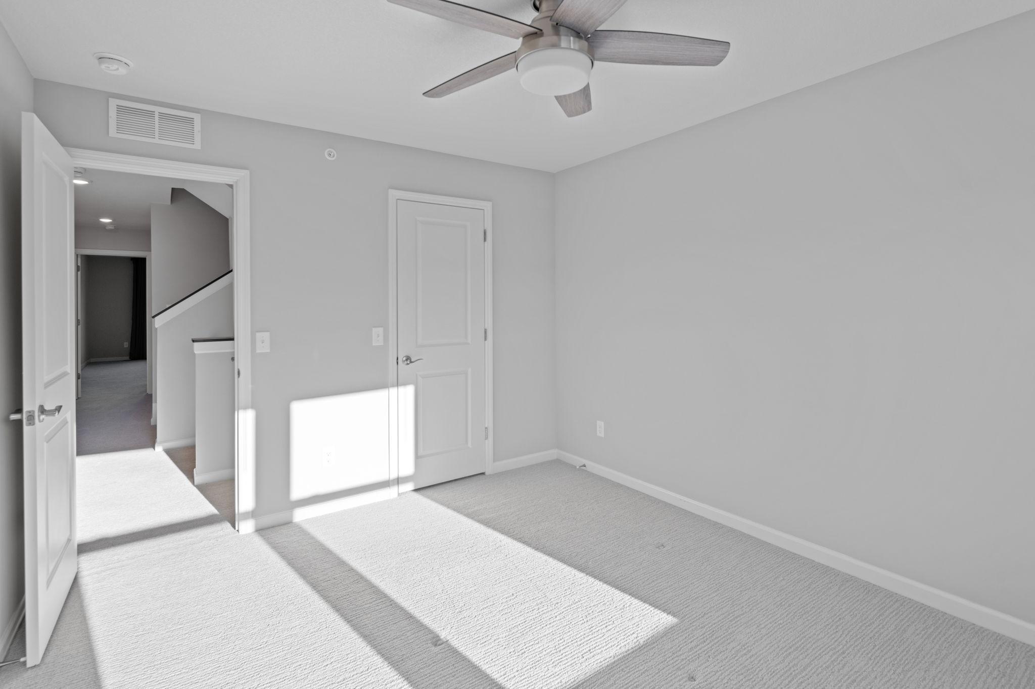 2422 N Blossom Circle