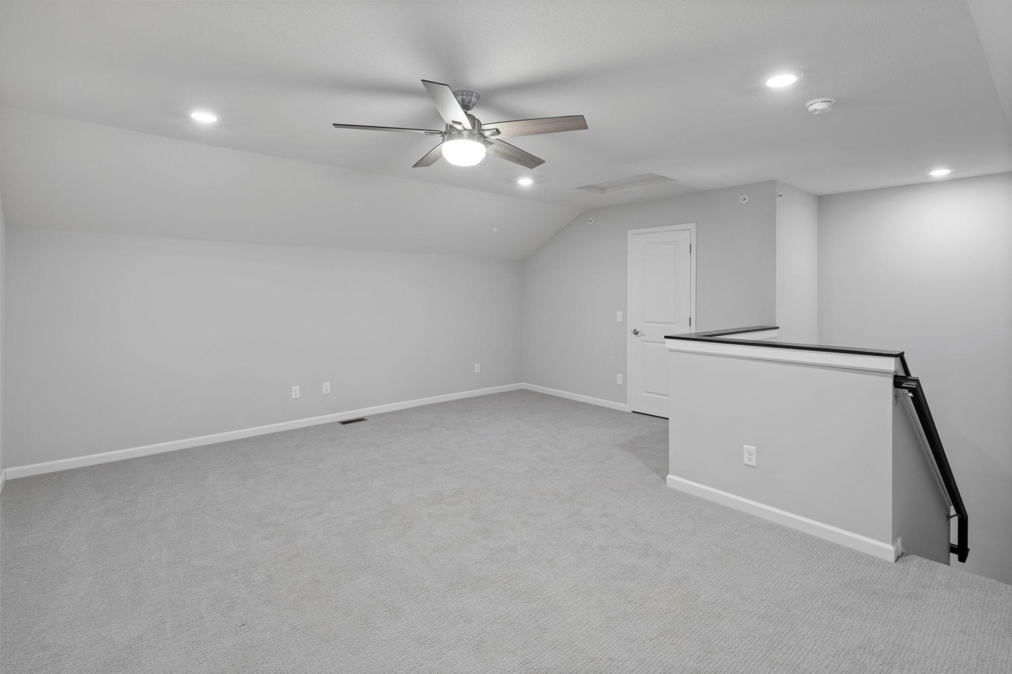 2422 N Blossom Circle