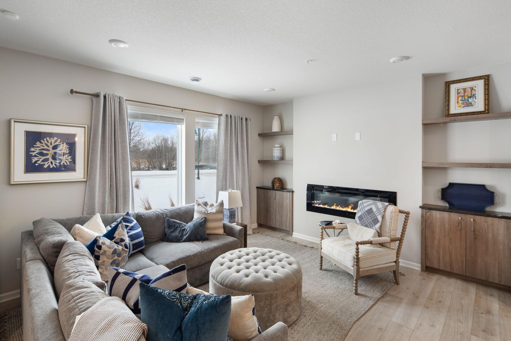 2422 N Blossom Circle