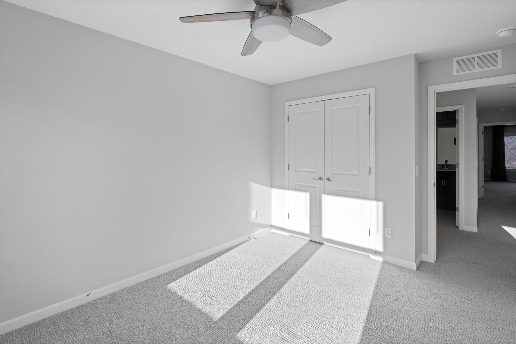 2422 N Blossom Circle