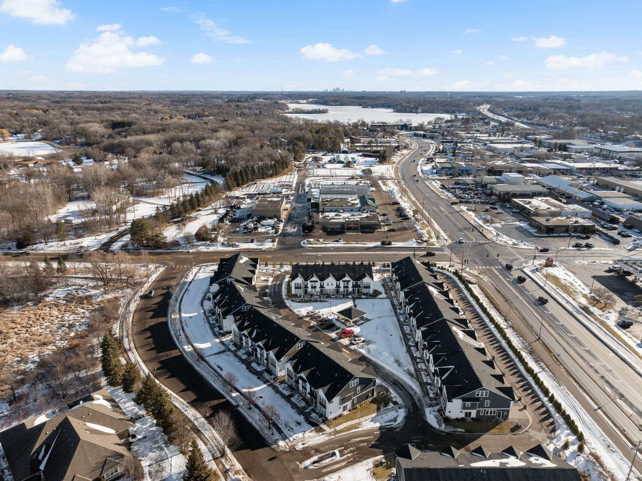 2422 N Blossom Circle