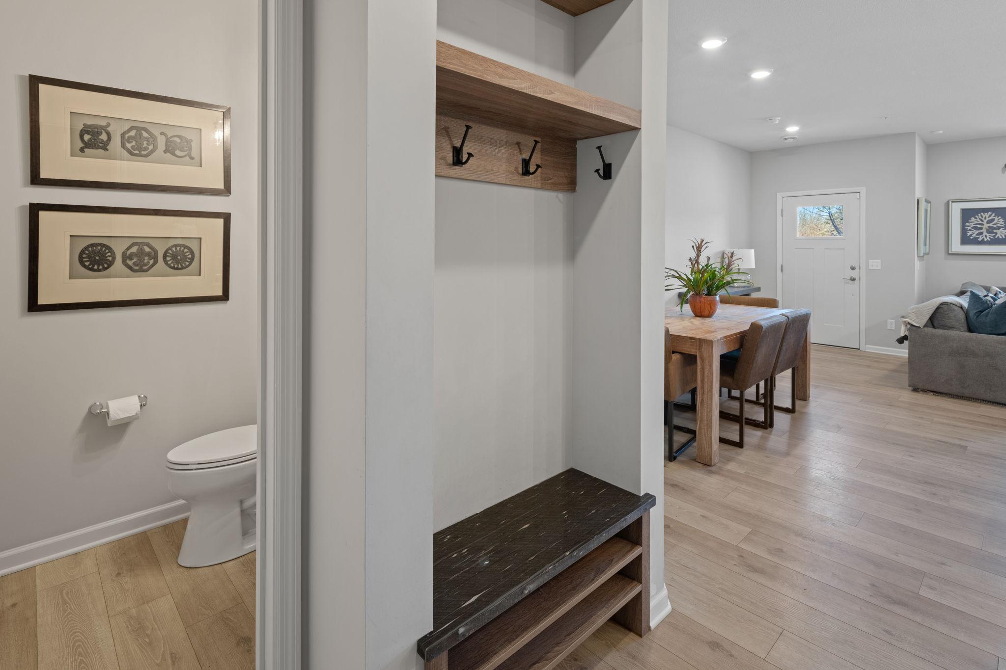 2422 N Blossom Circle