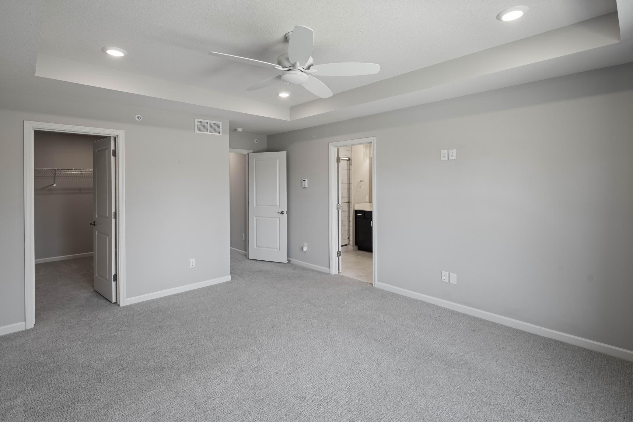 2422 N Blossom Circle