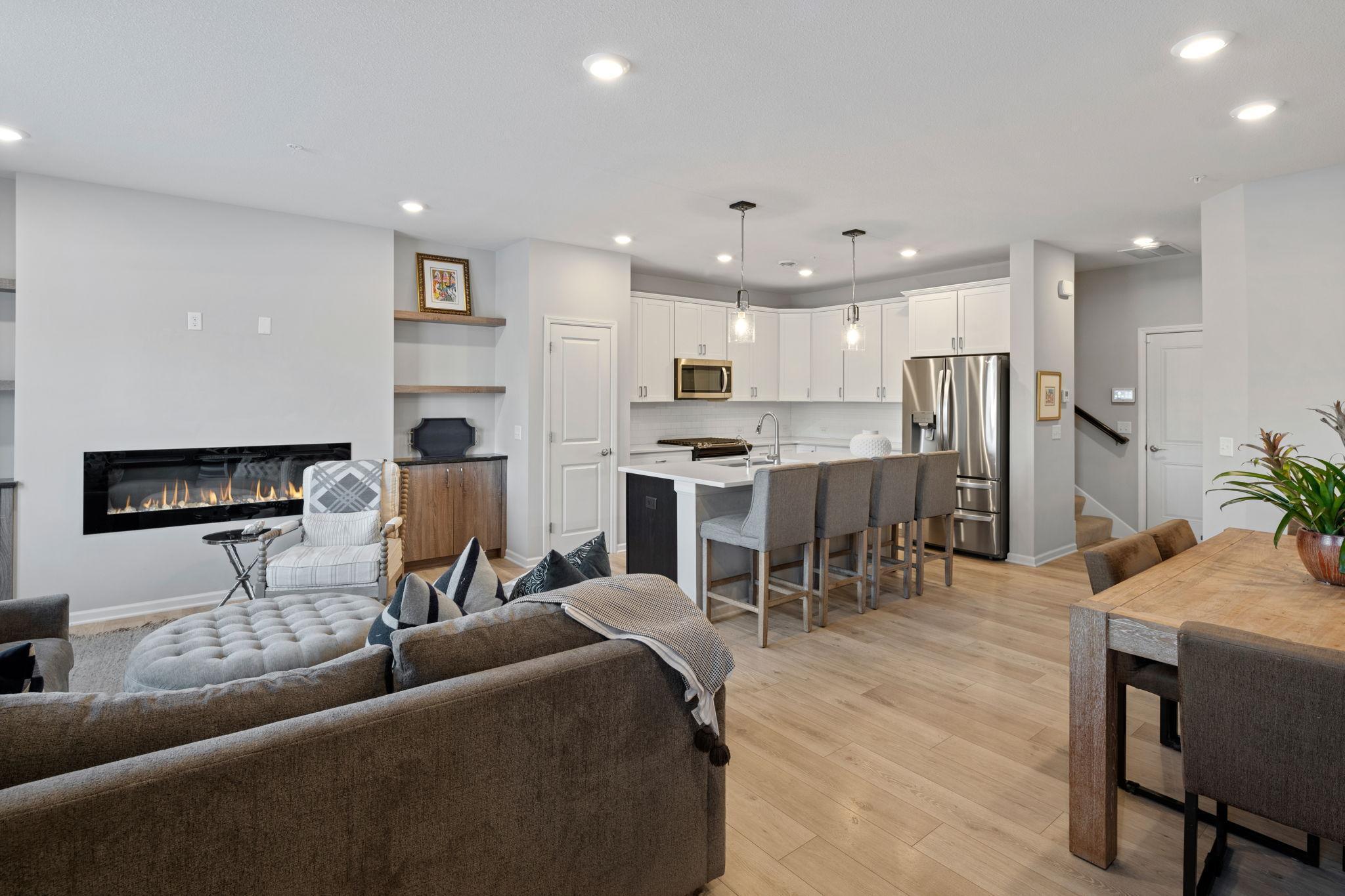 2422 N Blossom Circle