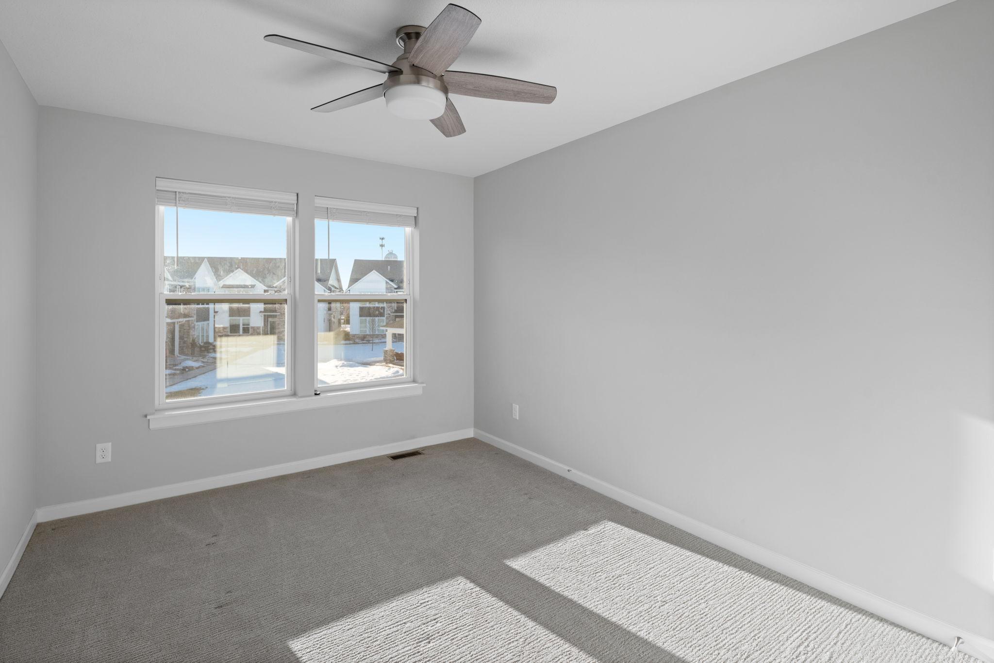 2422 N Blossom Circle