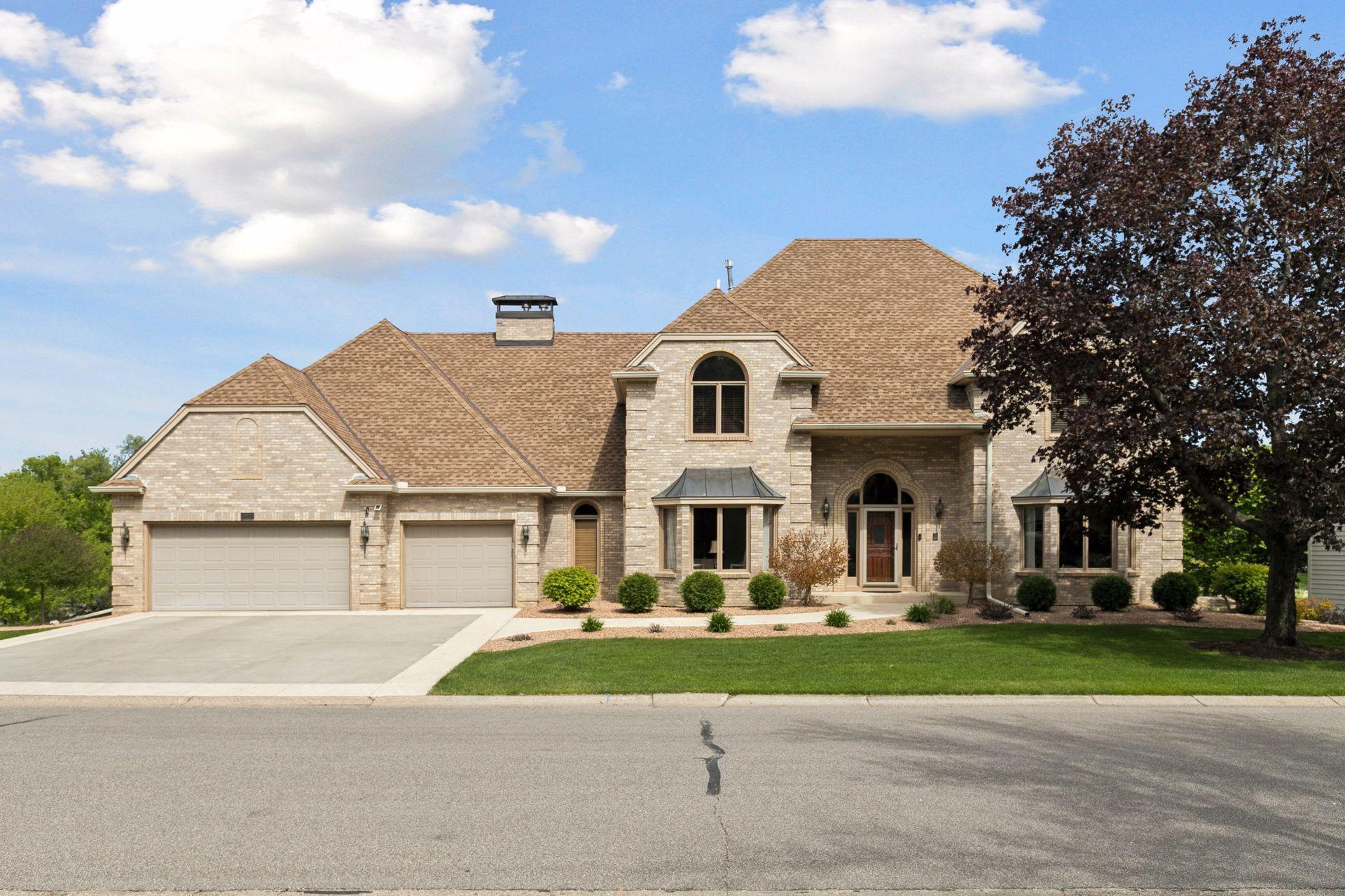 11824 Welters Way