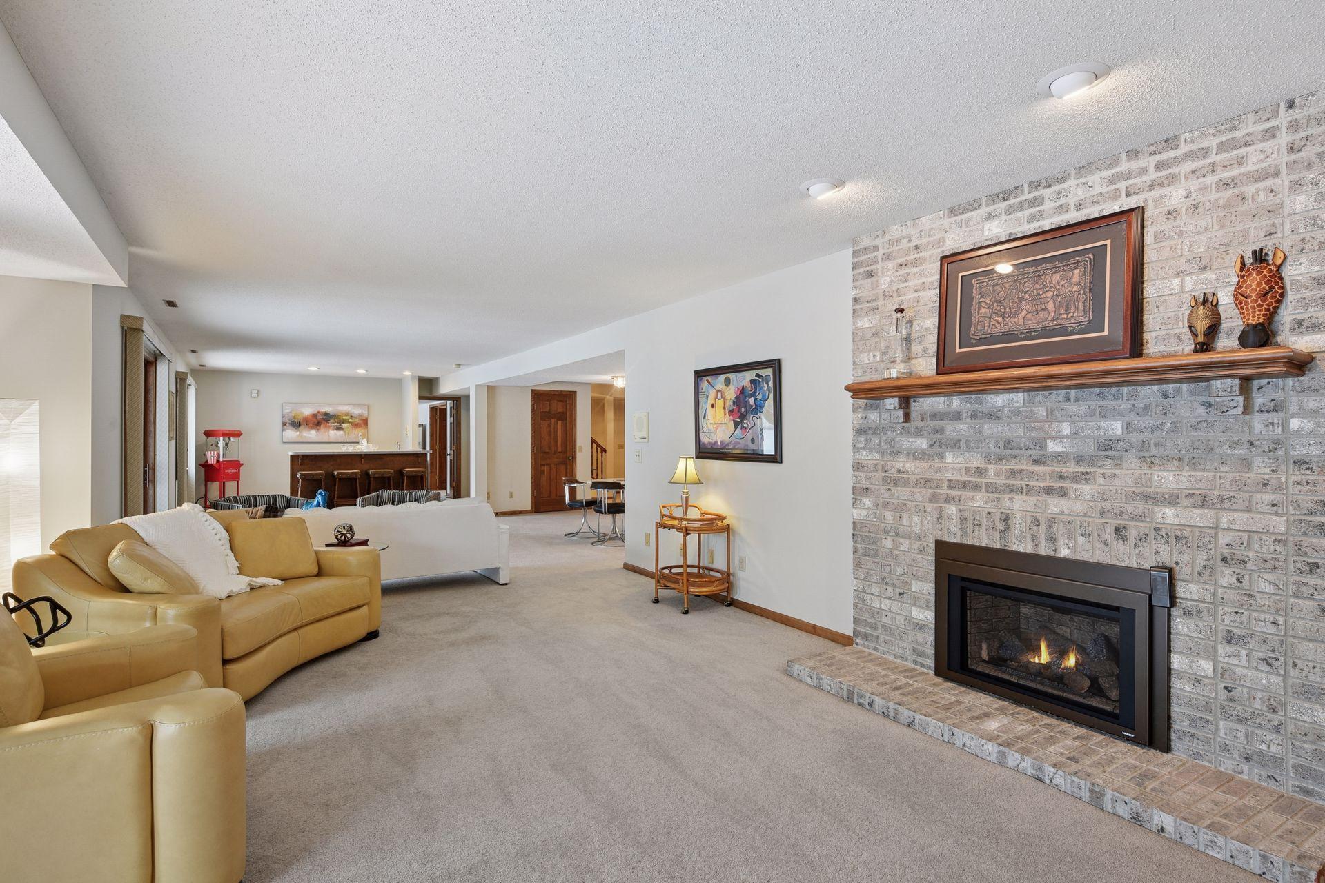 11824 Welters Way