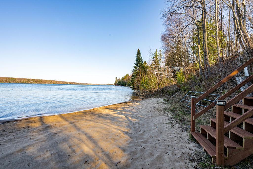 20380 Crystal Springs Loop