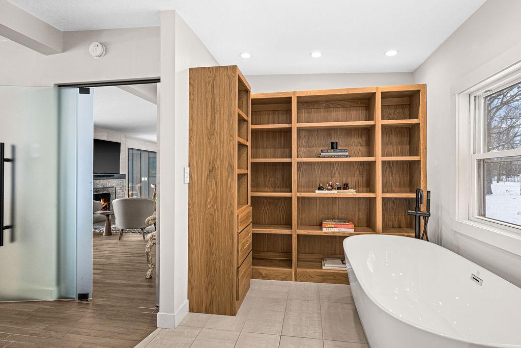 20380 Crystal Springs Loop