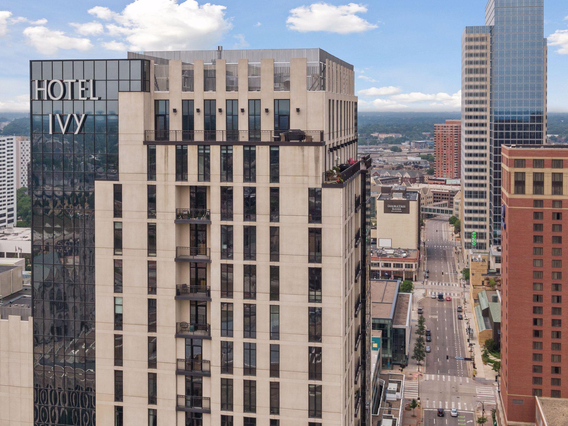 201 S 11th Street Unit: 2500