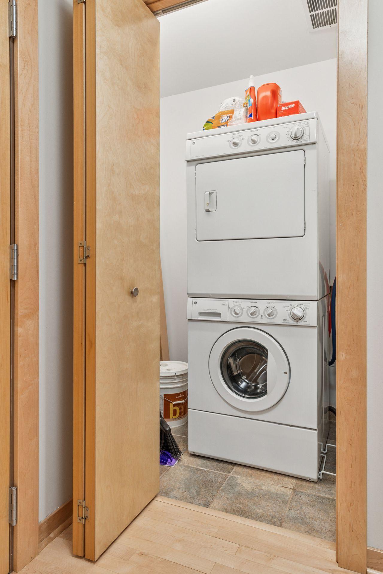 215 10th Avenue S Unit: 533