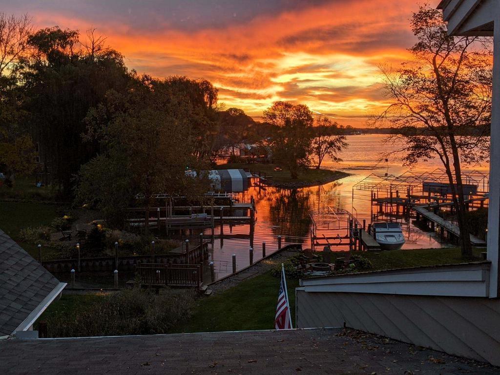 1800 Commerce Boulevard