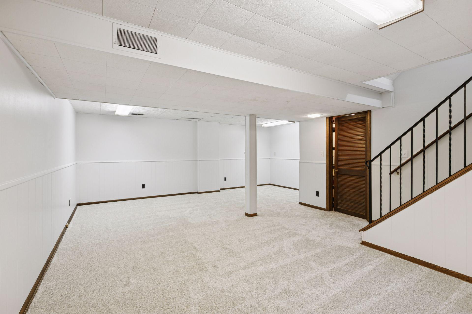 196 Windsor Lane