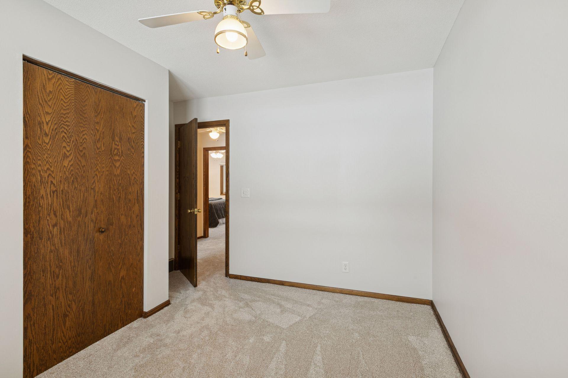 196 Windsor Lane