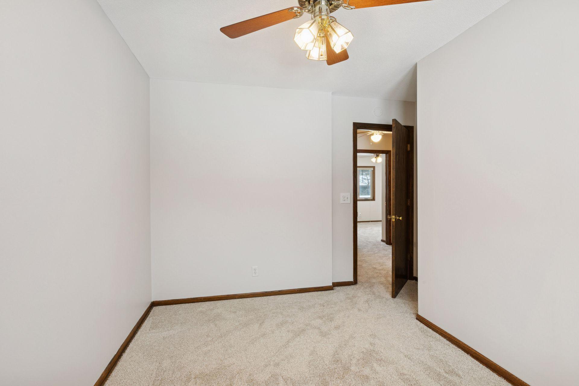 196 Windsor Lane