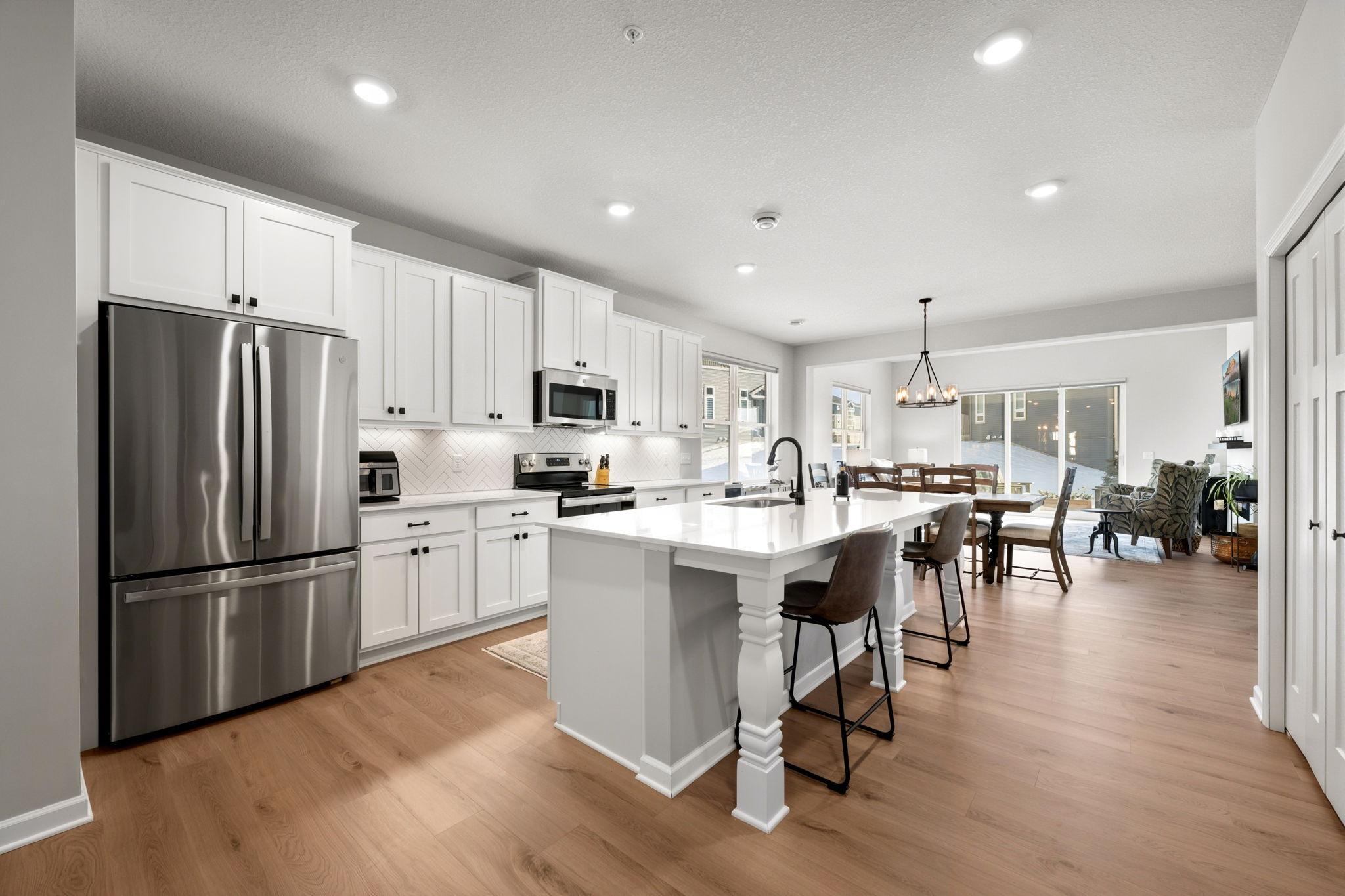 6575 Jocelyn Avenue S