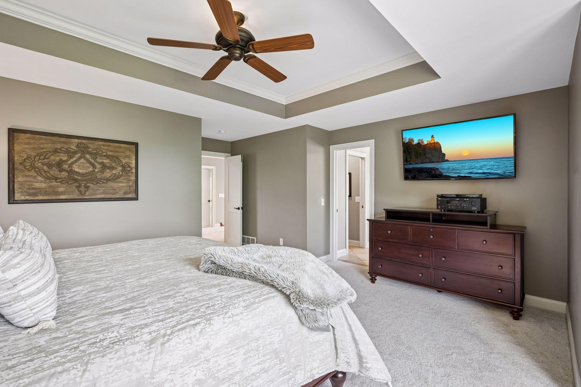 4622 Bluebell Trail N
