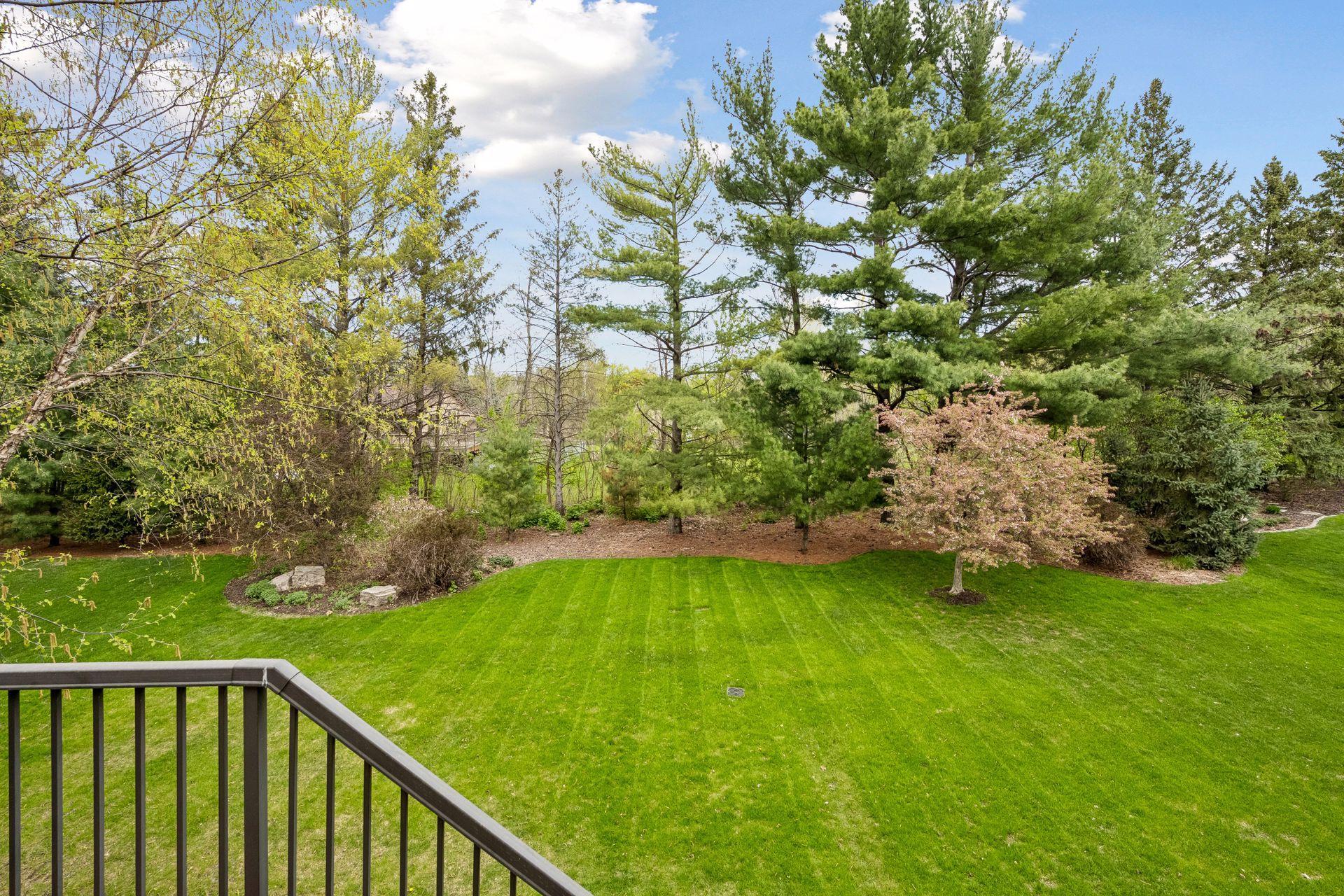4622 Bluebell Trail N