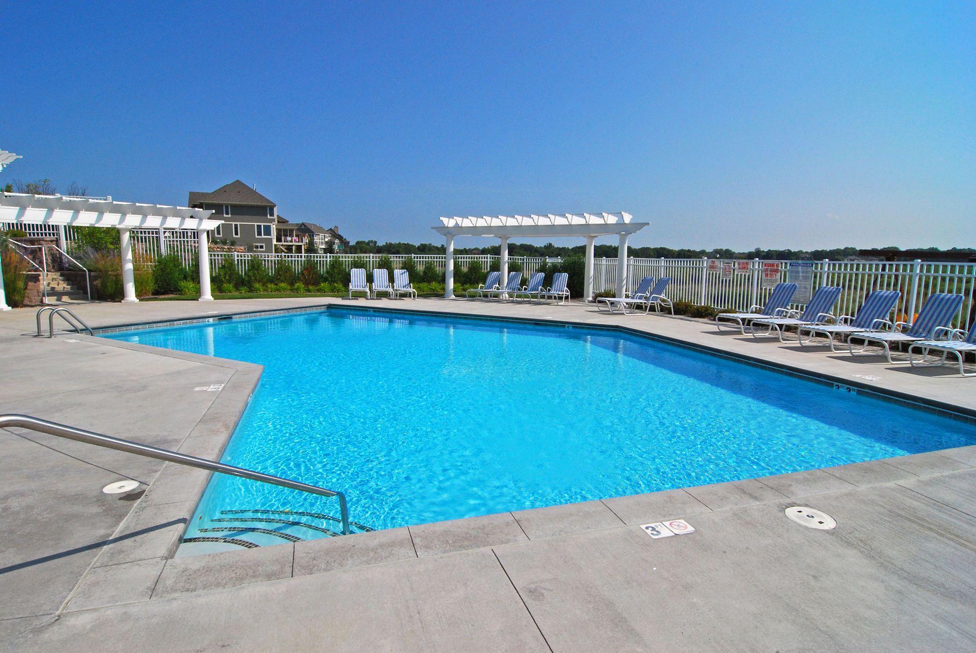 4622 Bluebell Trail N