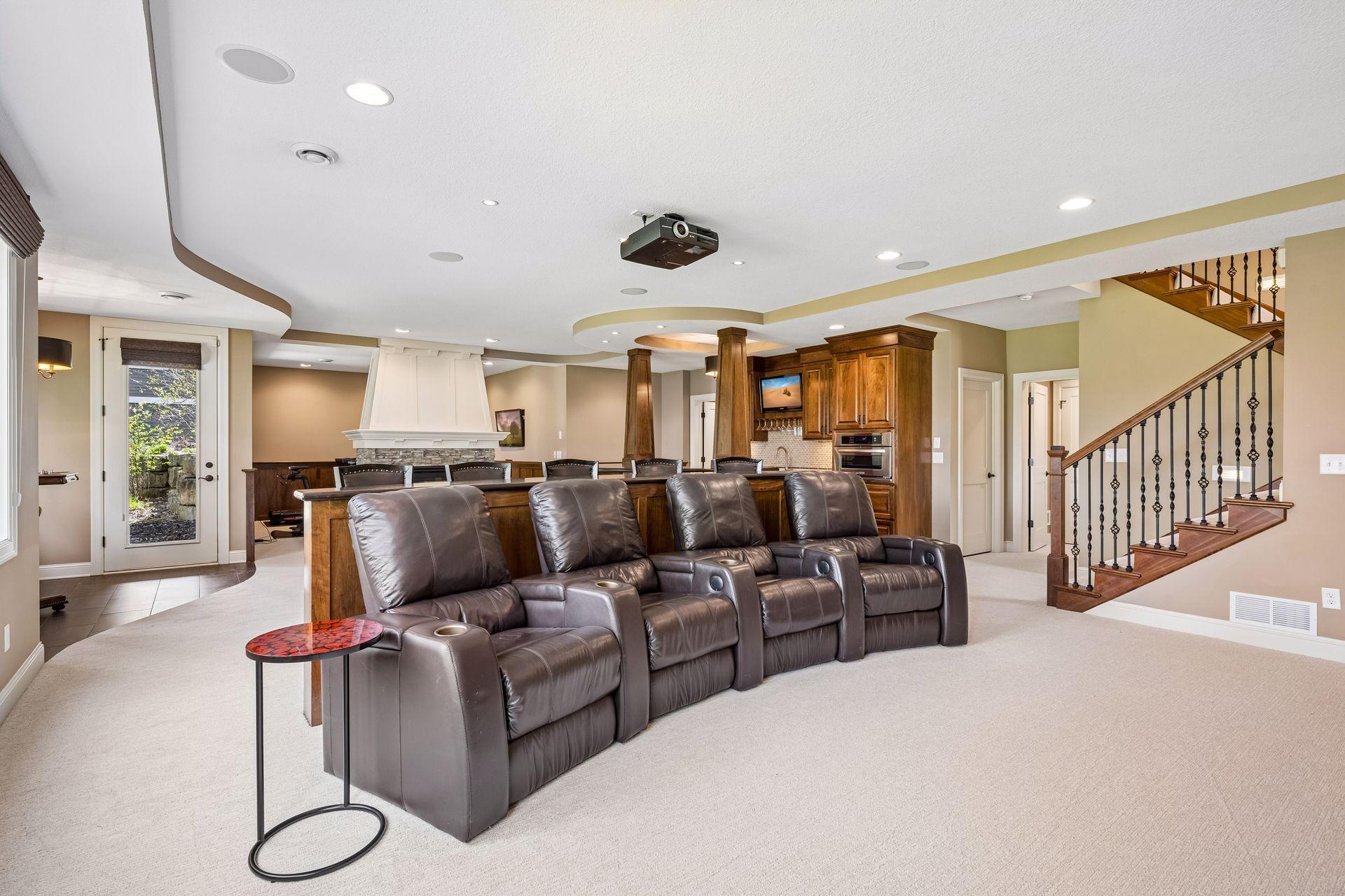4622 Bluebell Trail N