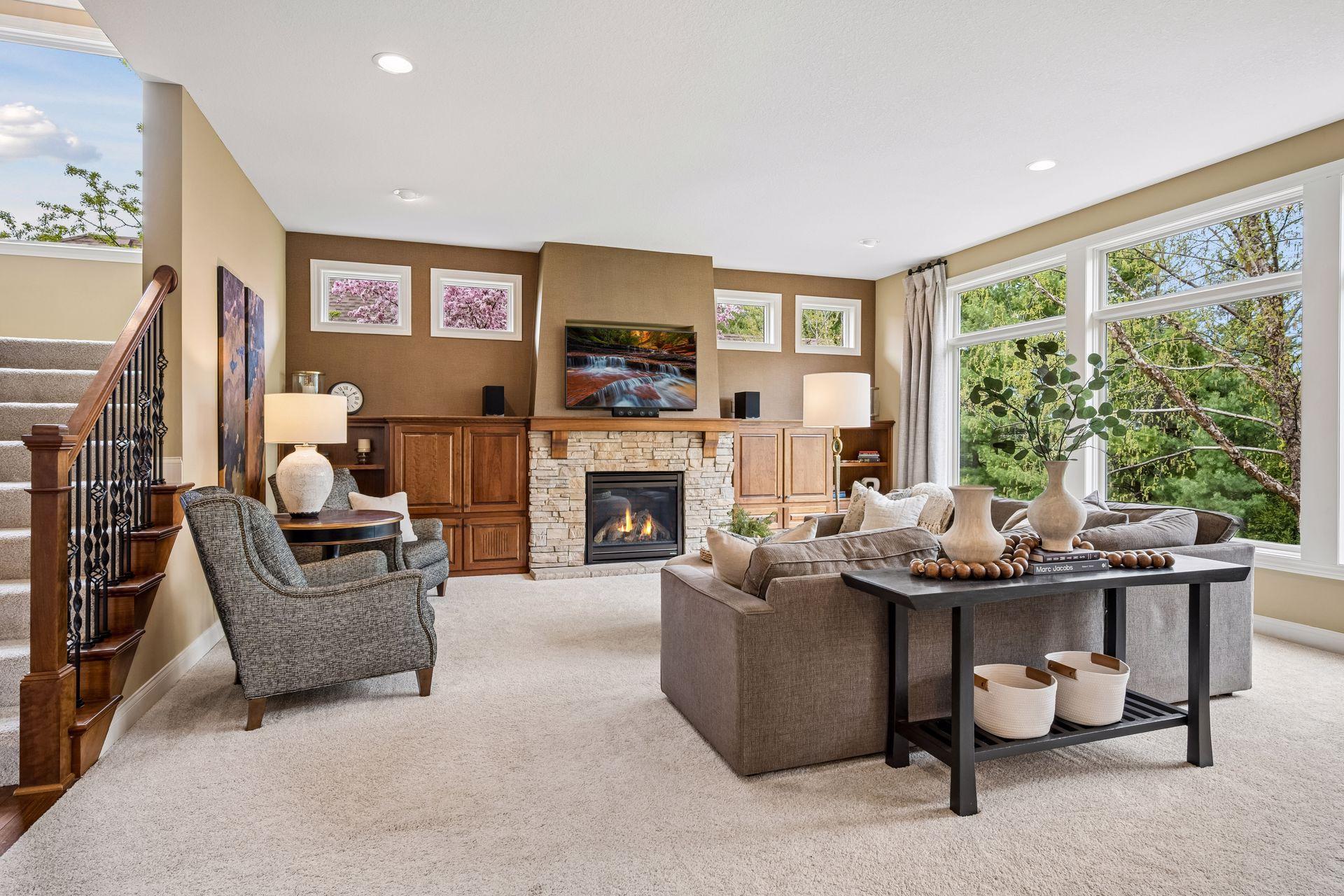 4622 Bluebell Trail N