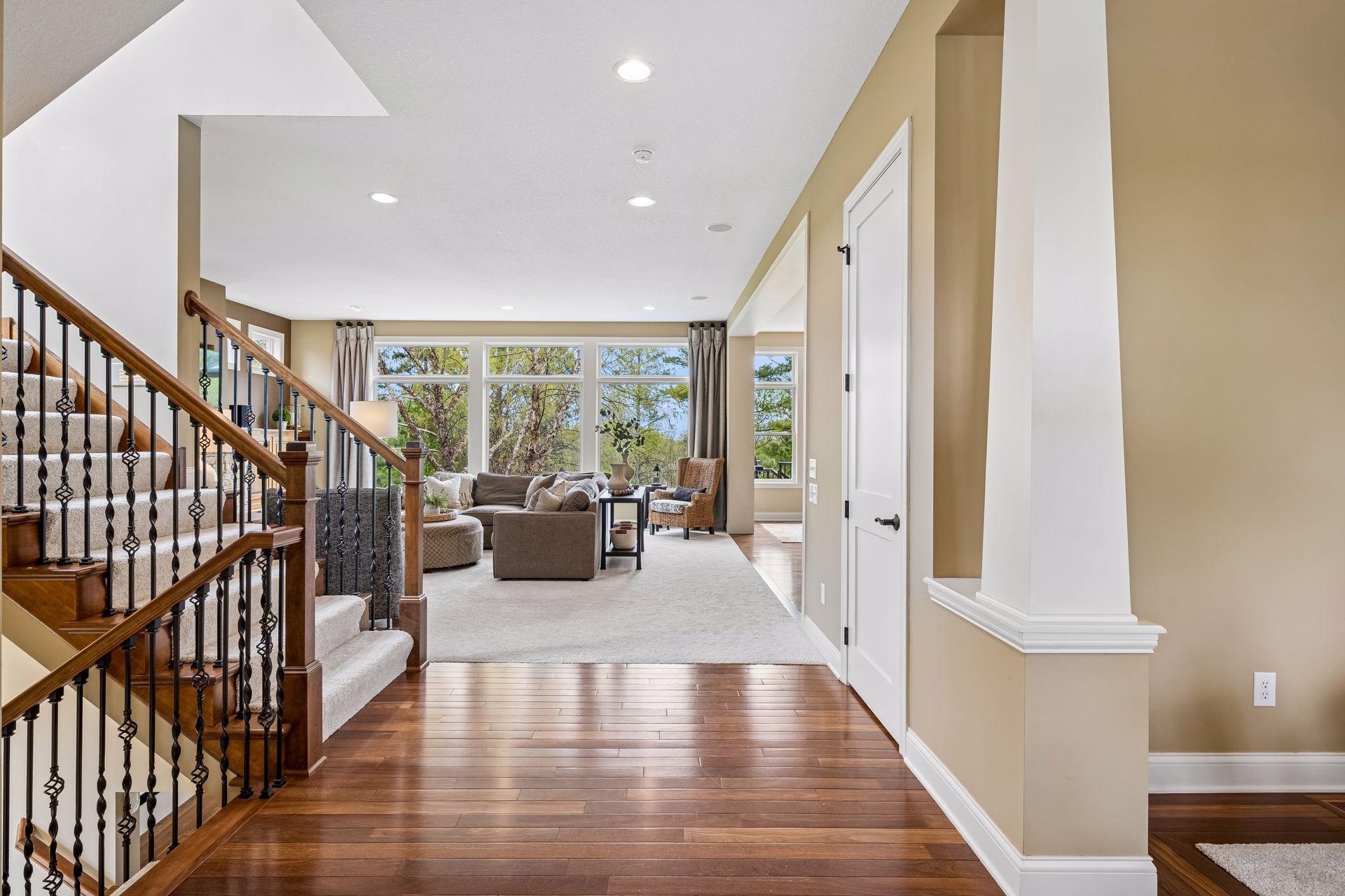 4622 Bluebell Trail N