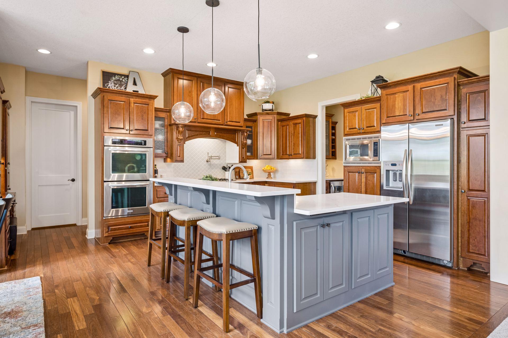 4622 Bluebell Trail N