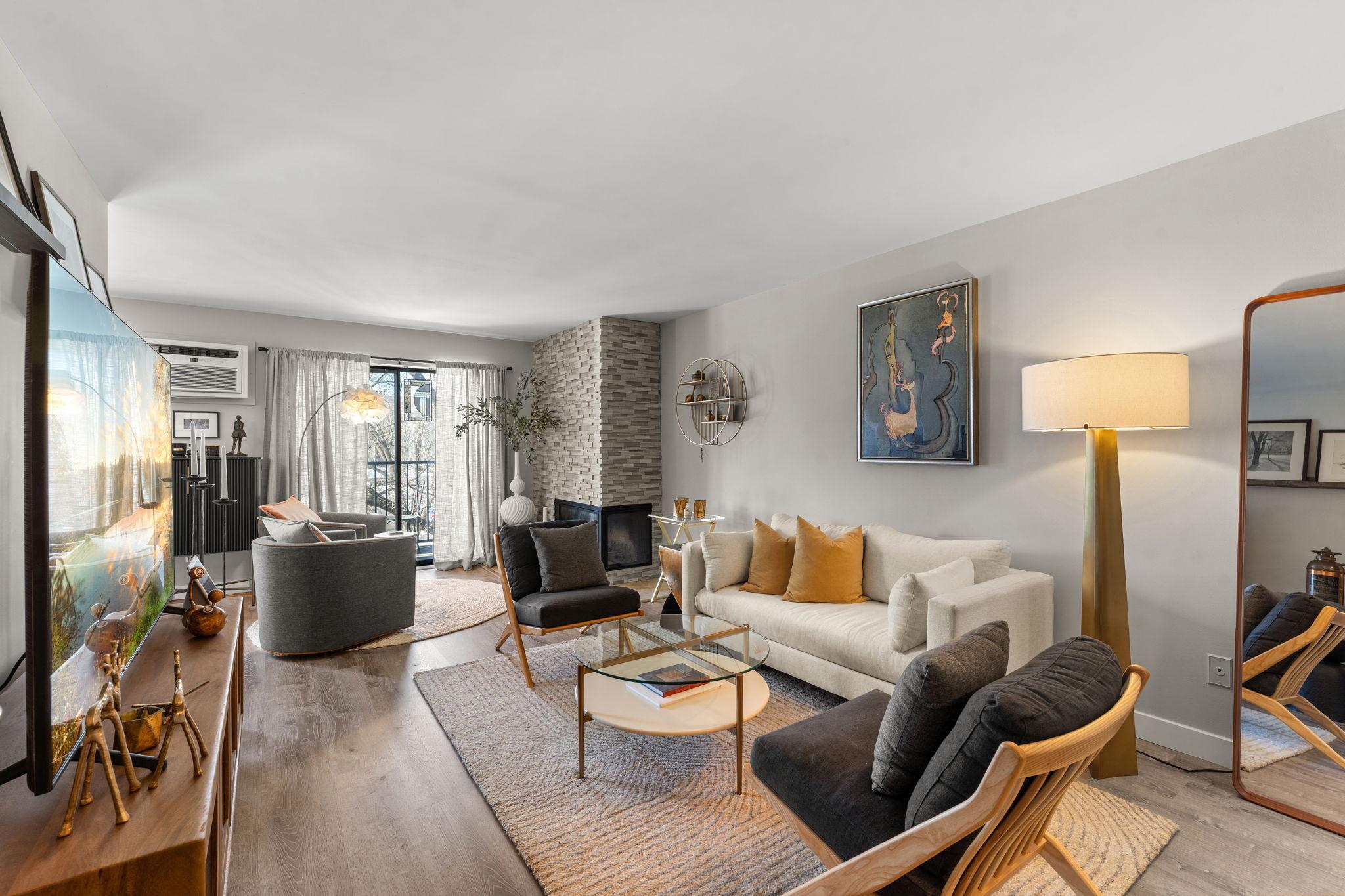 1400 Dakota Avenue S Unit: 210