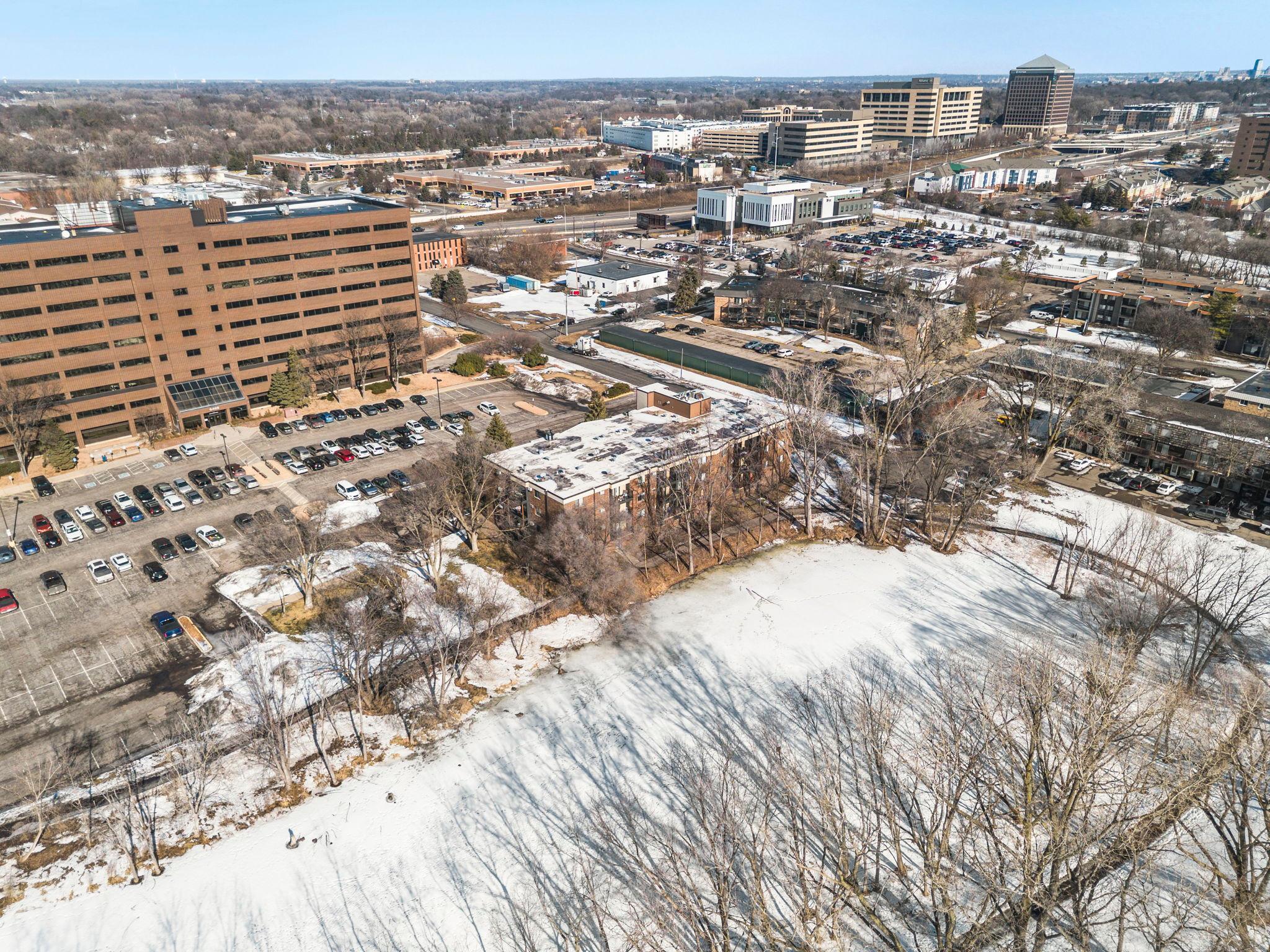 1400 Dakota Avenue S Unit: 210