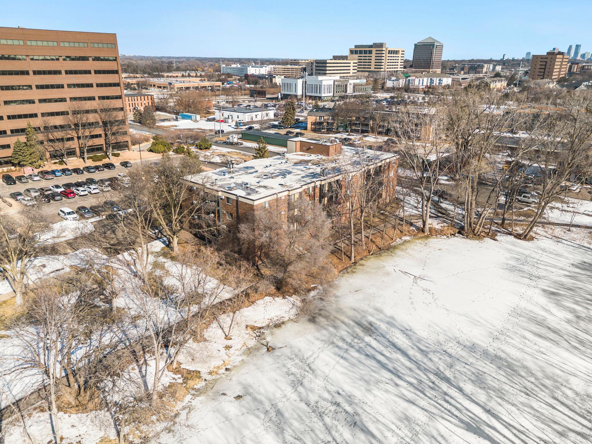 1400 Dakota Avenue S Unit: 210