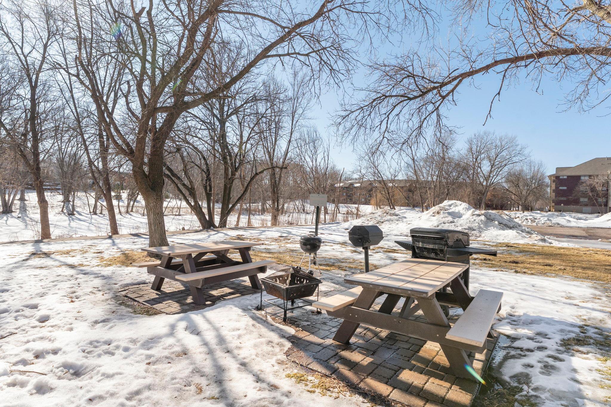 1400 Dakota Avenue S Unit: 210