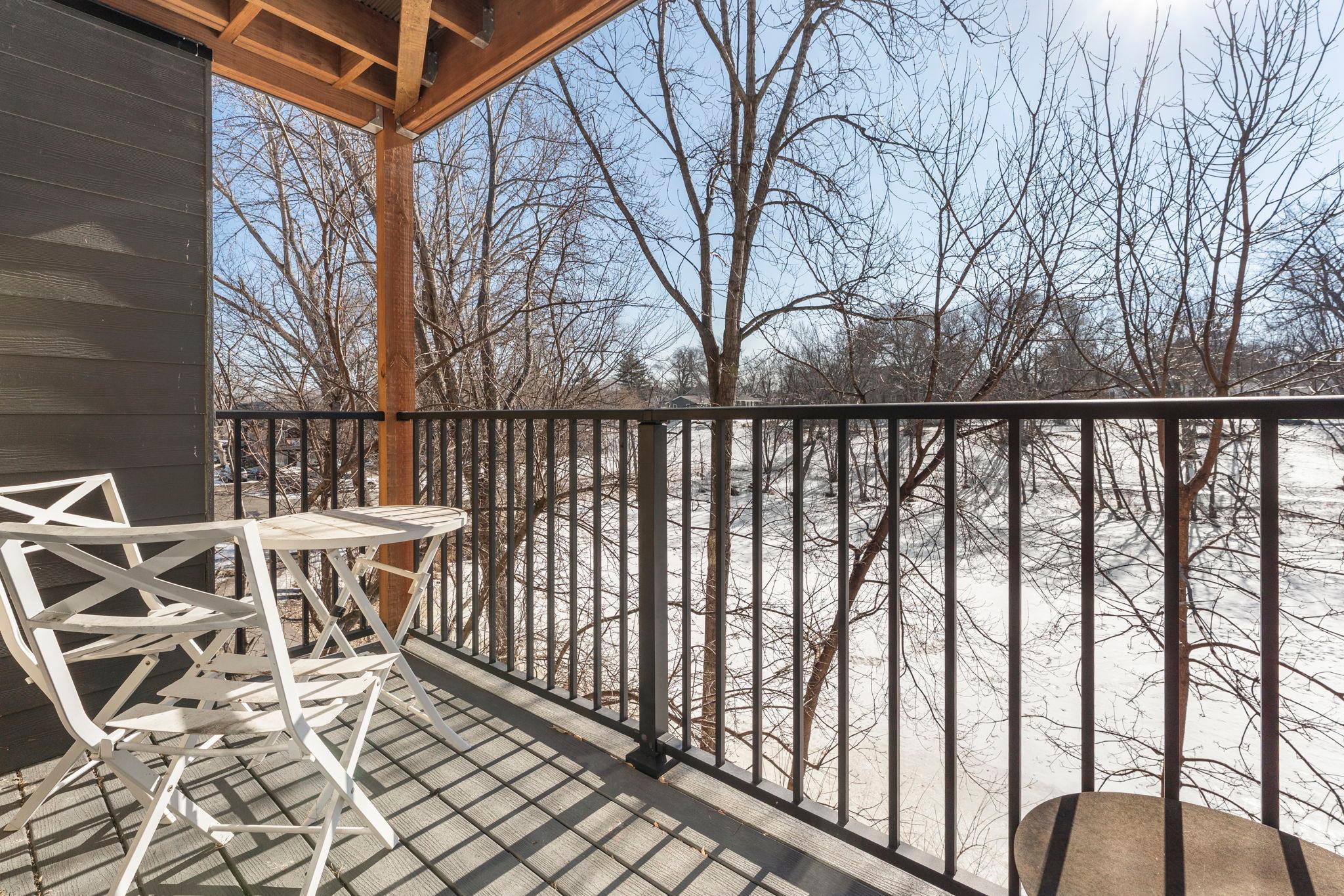 1400 Dakota Avenue S Unit: 210