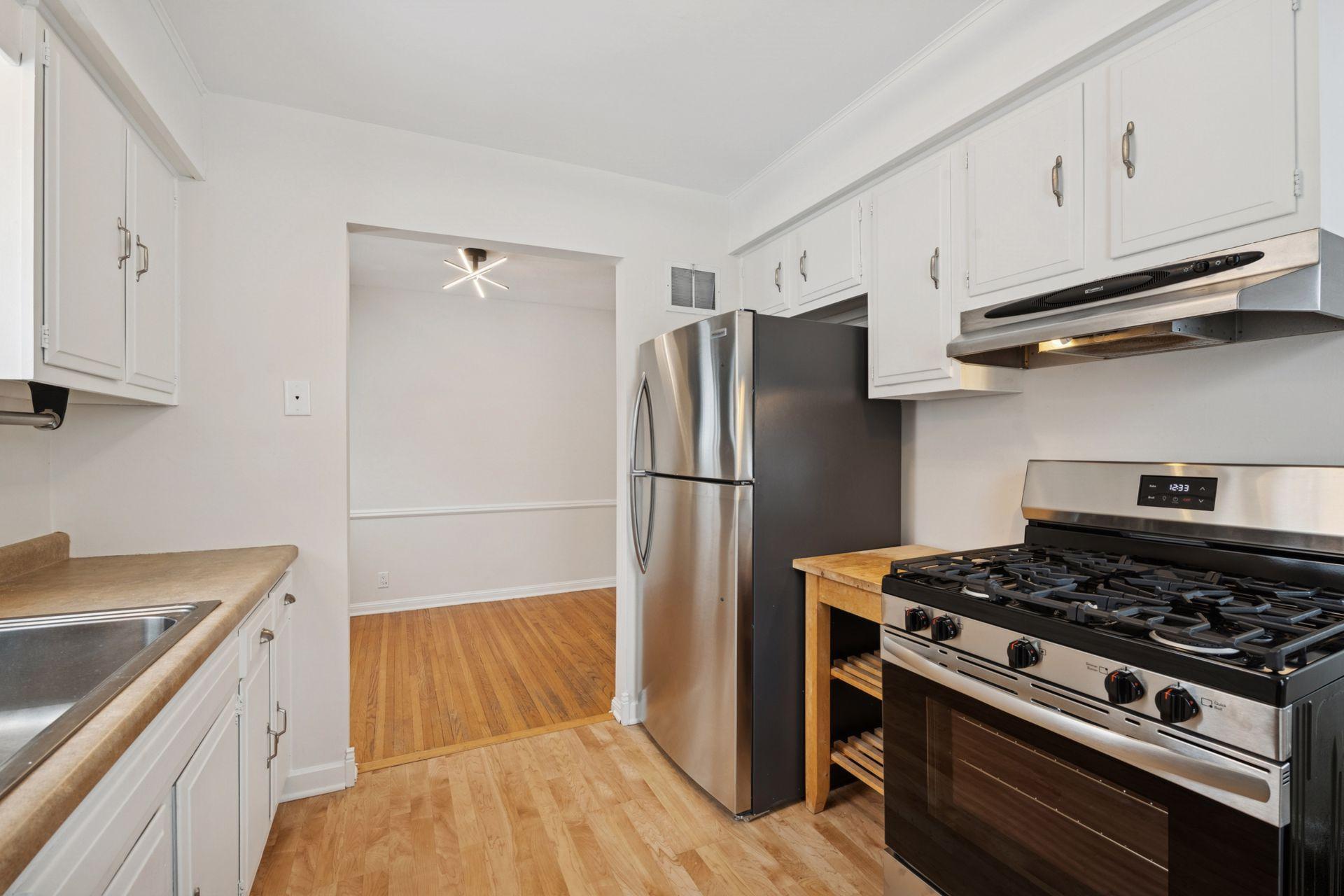 2820 Maryland Avenue S