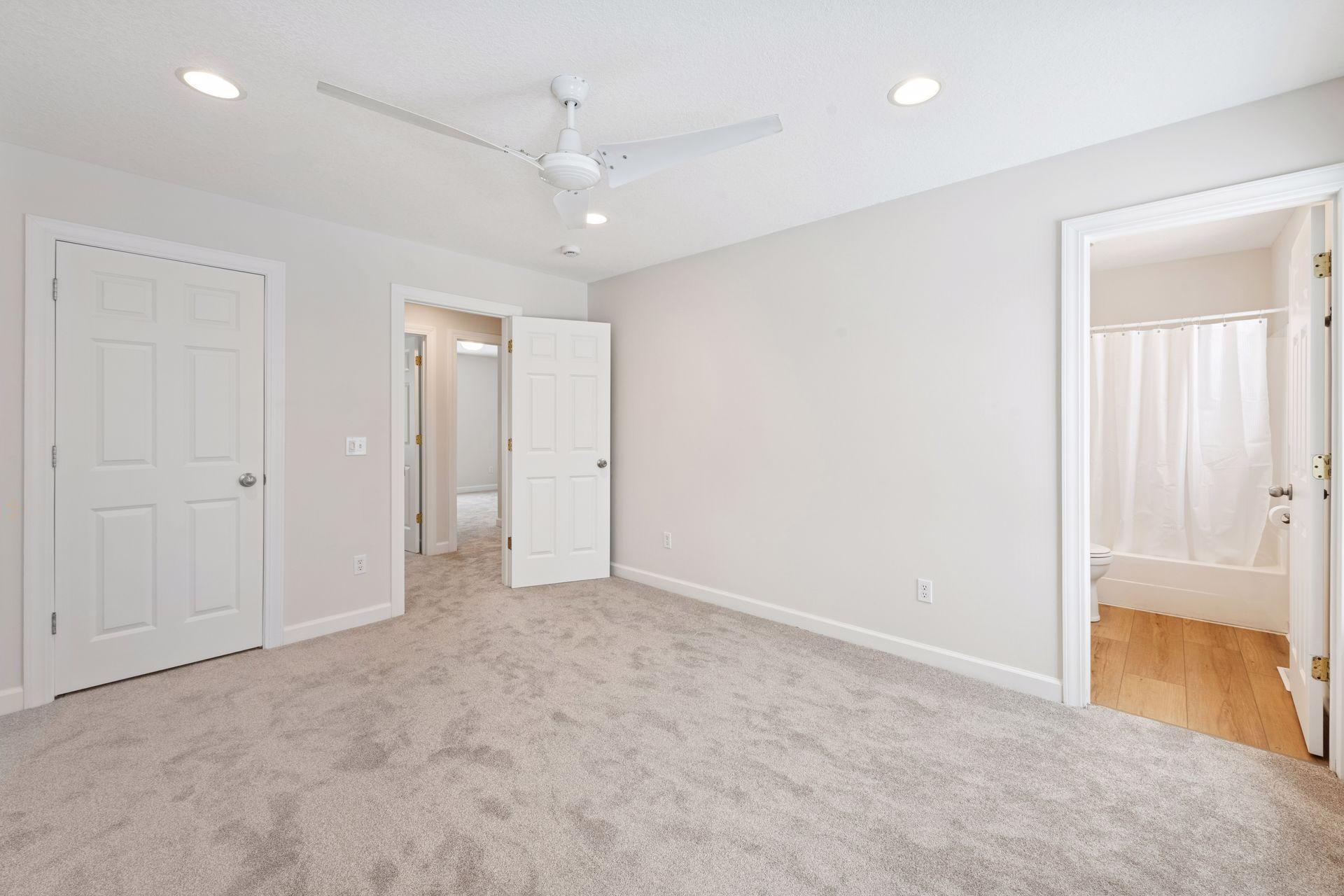 305 County Road 10 SE