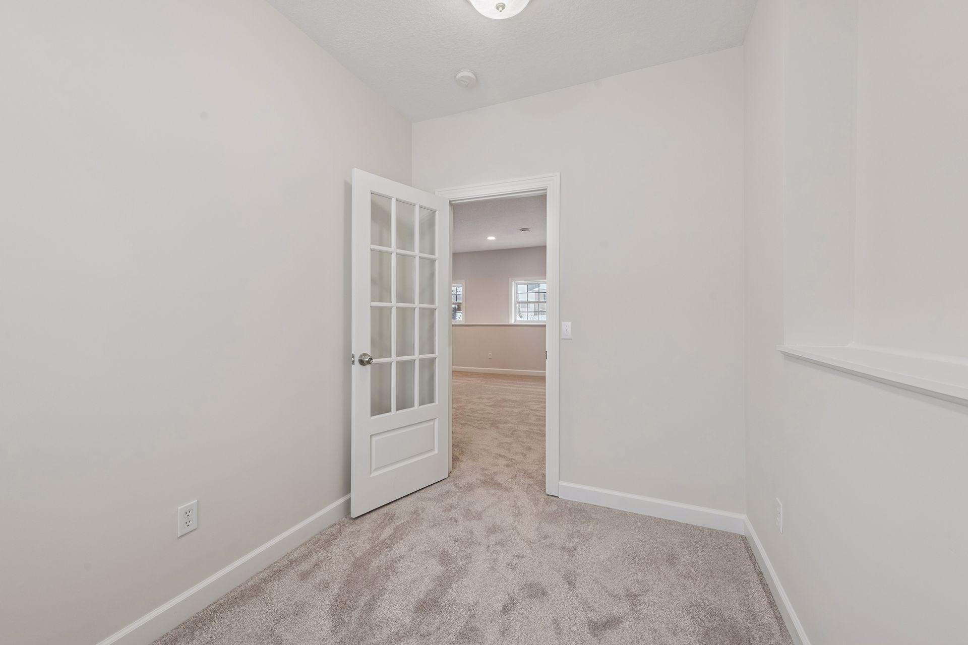 305 County Road 10 SE