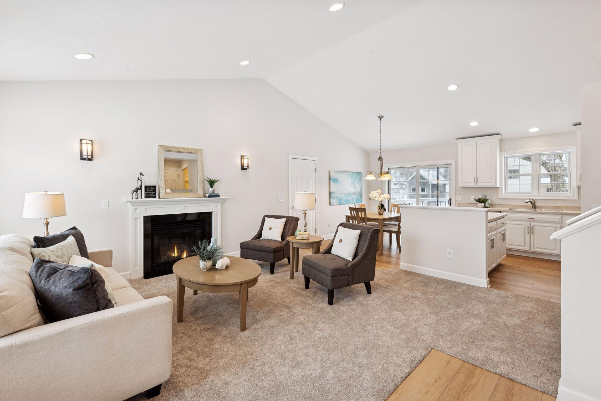 305 County Road 10 SE