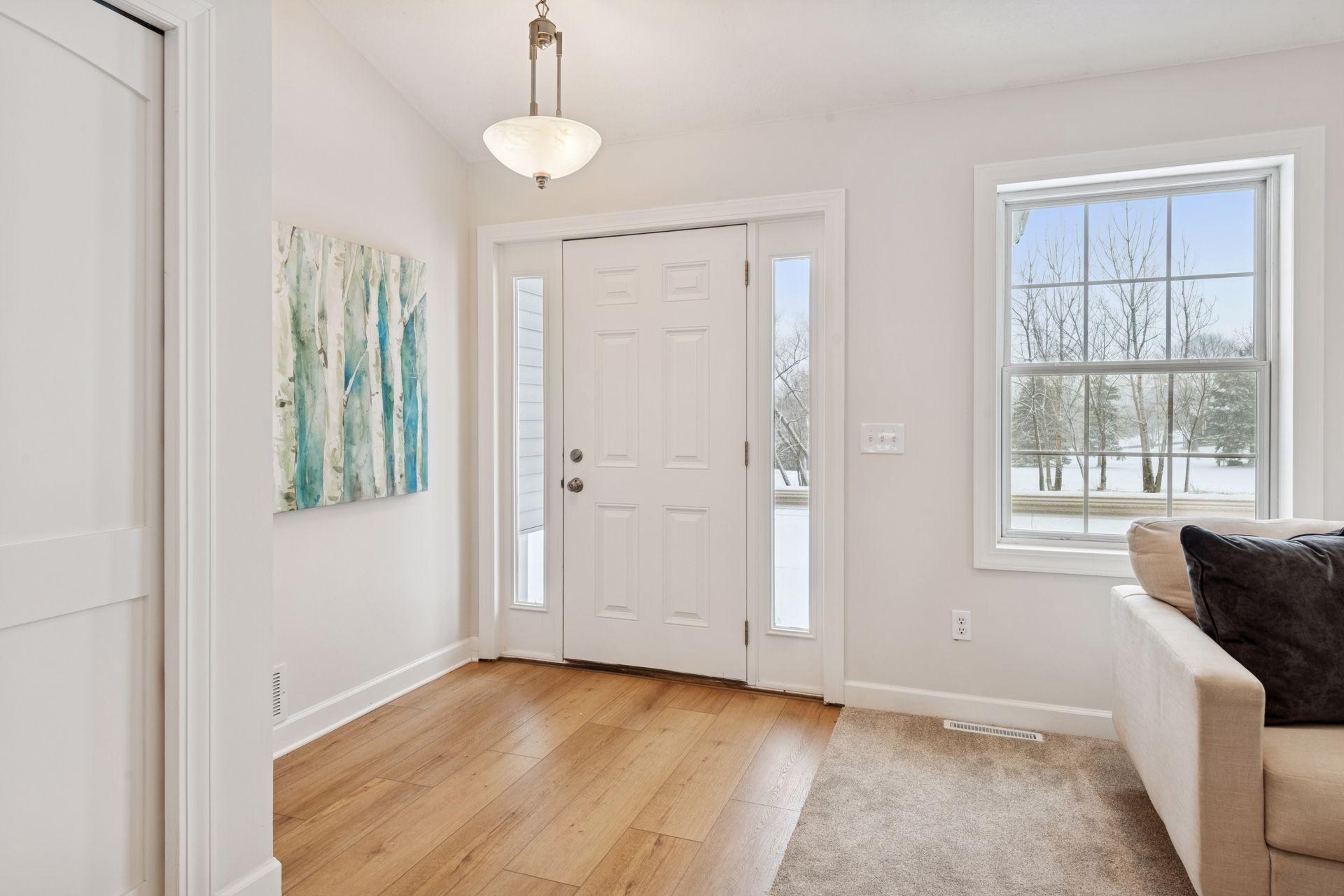 305 County Road 10 SE