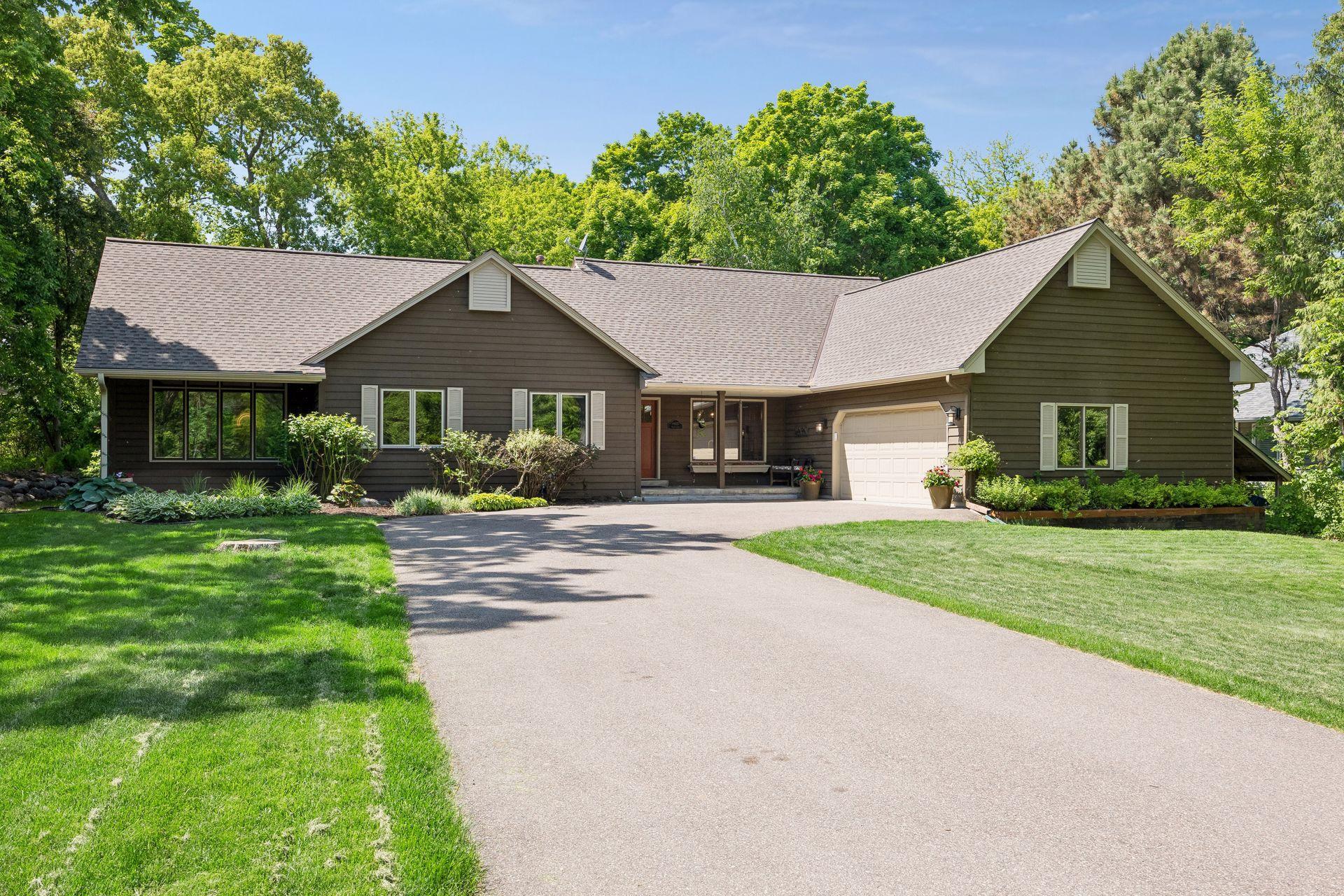 4400 Shady Lane