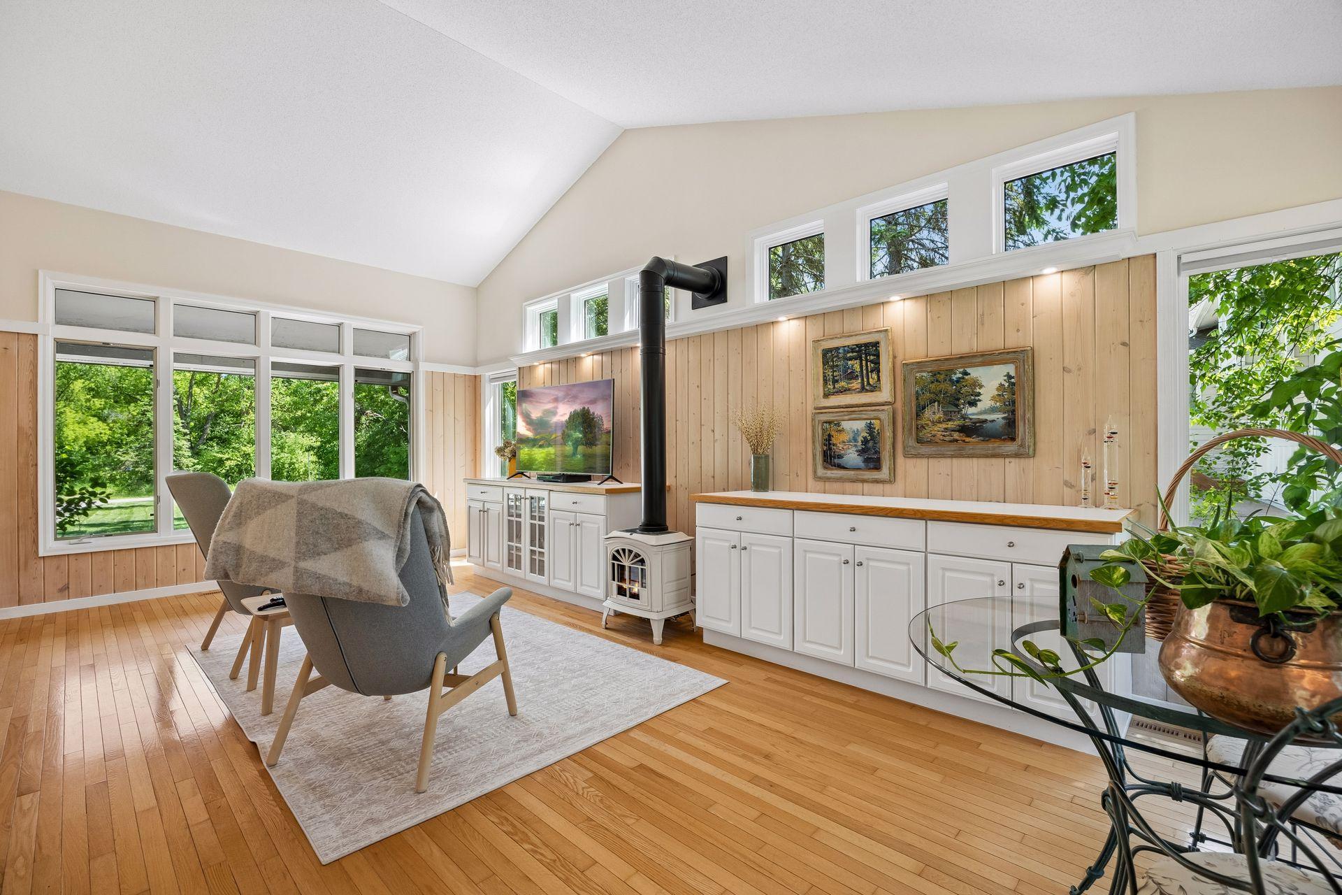 4400 Shady Lane
