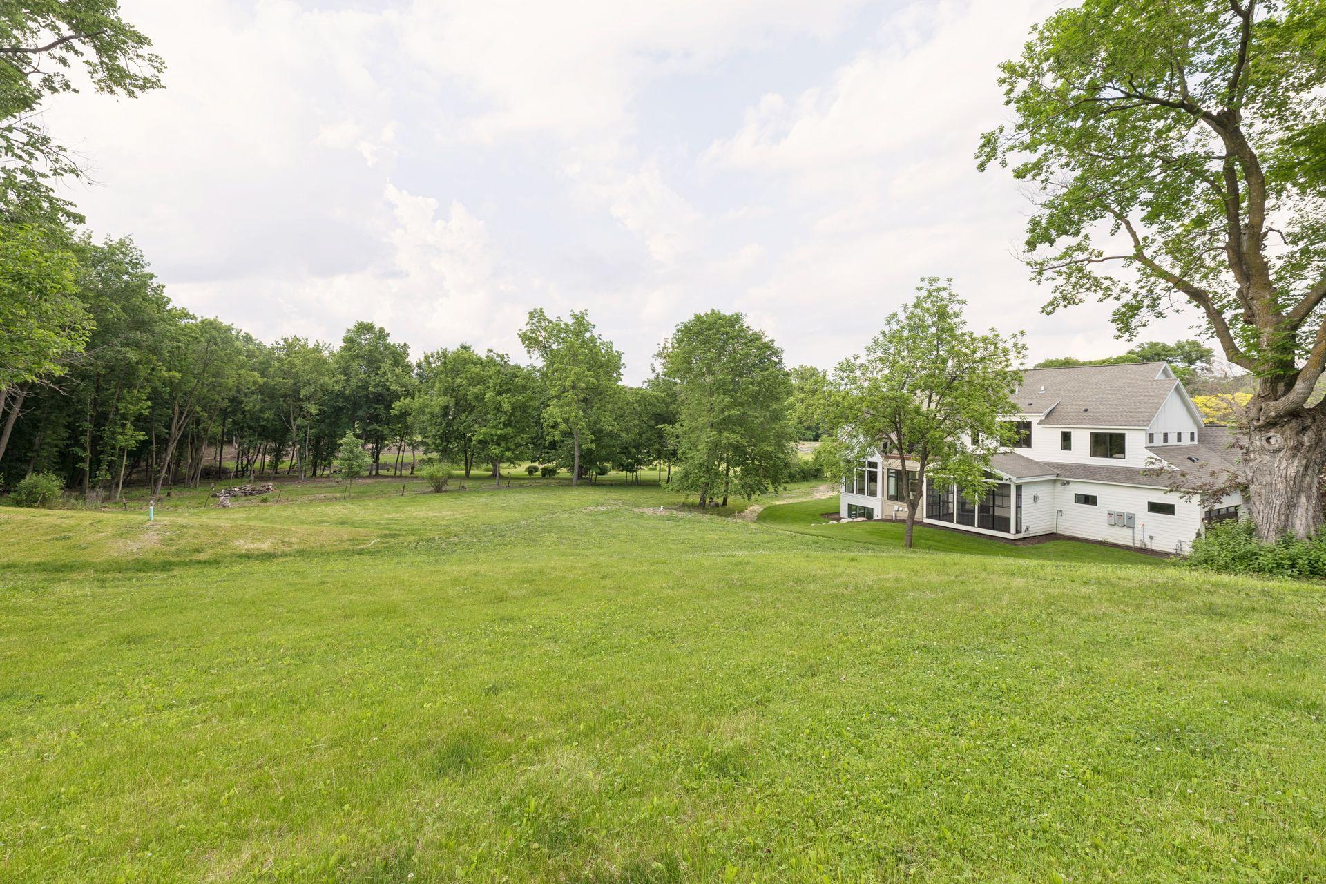 285 North Shore Dr