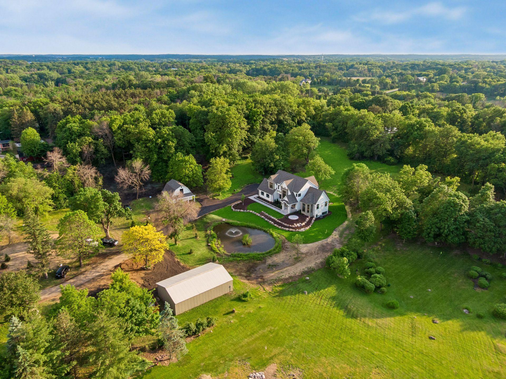 285 North Shore Dr