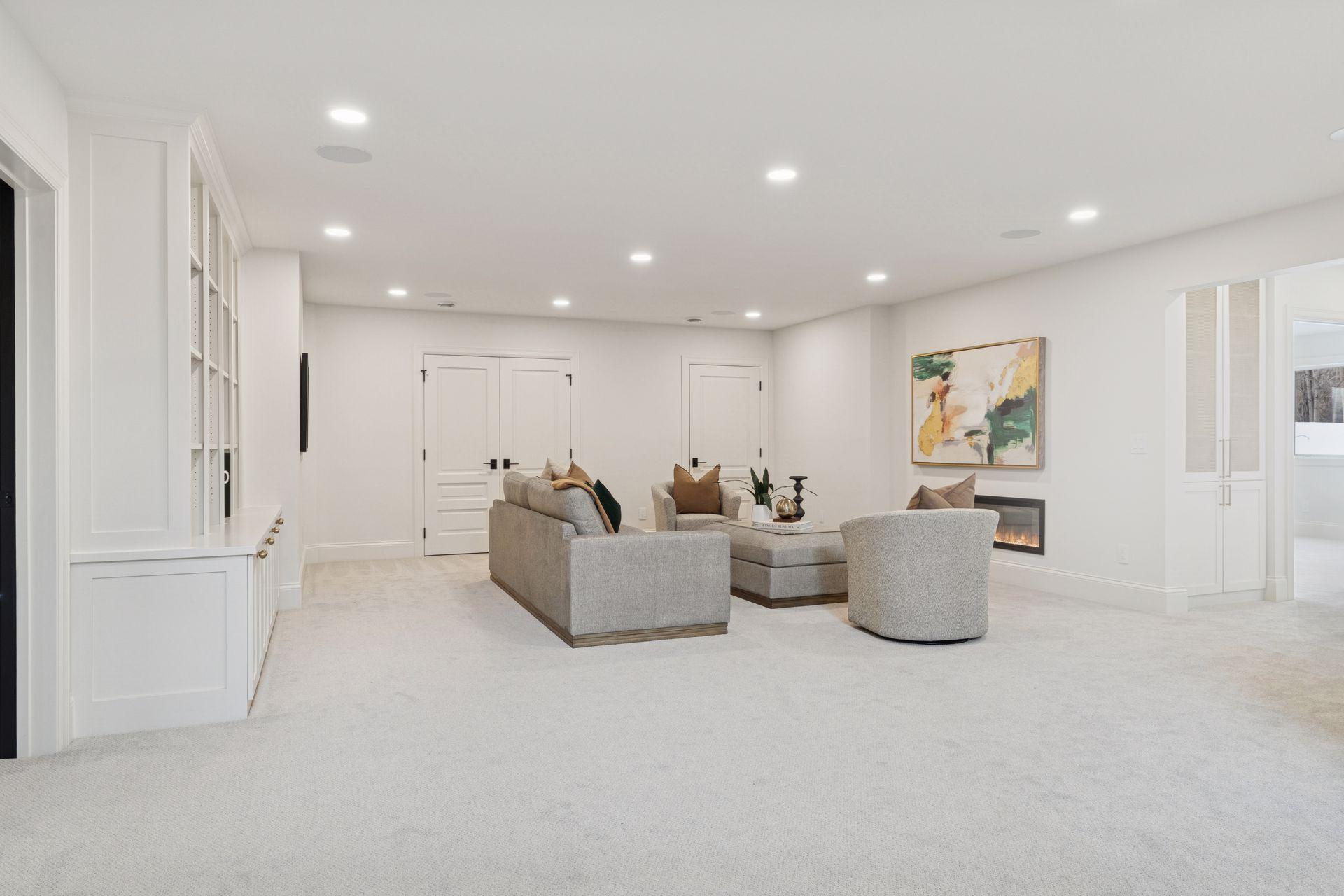 285 North Shore Dr